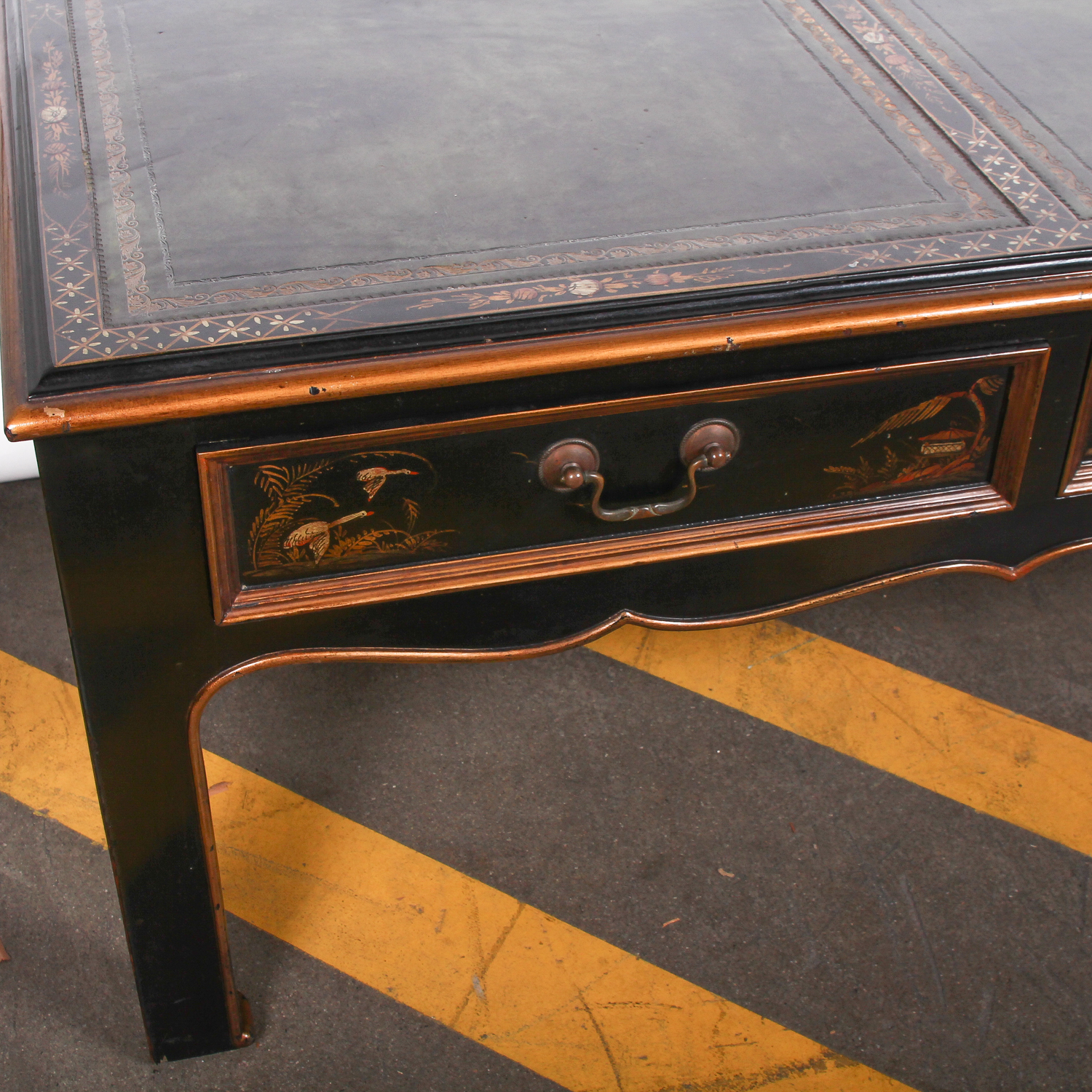 Vintage Chinoiserie Lacquered Coffee Table