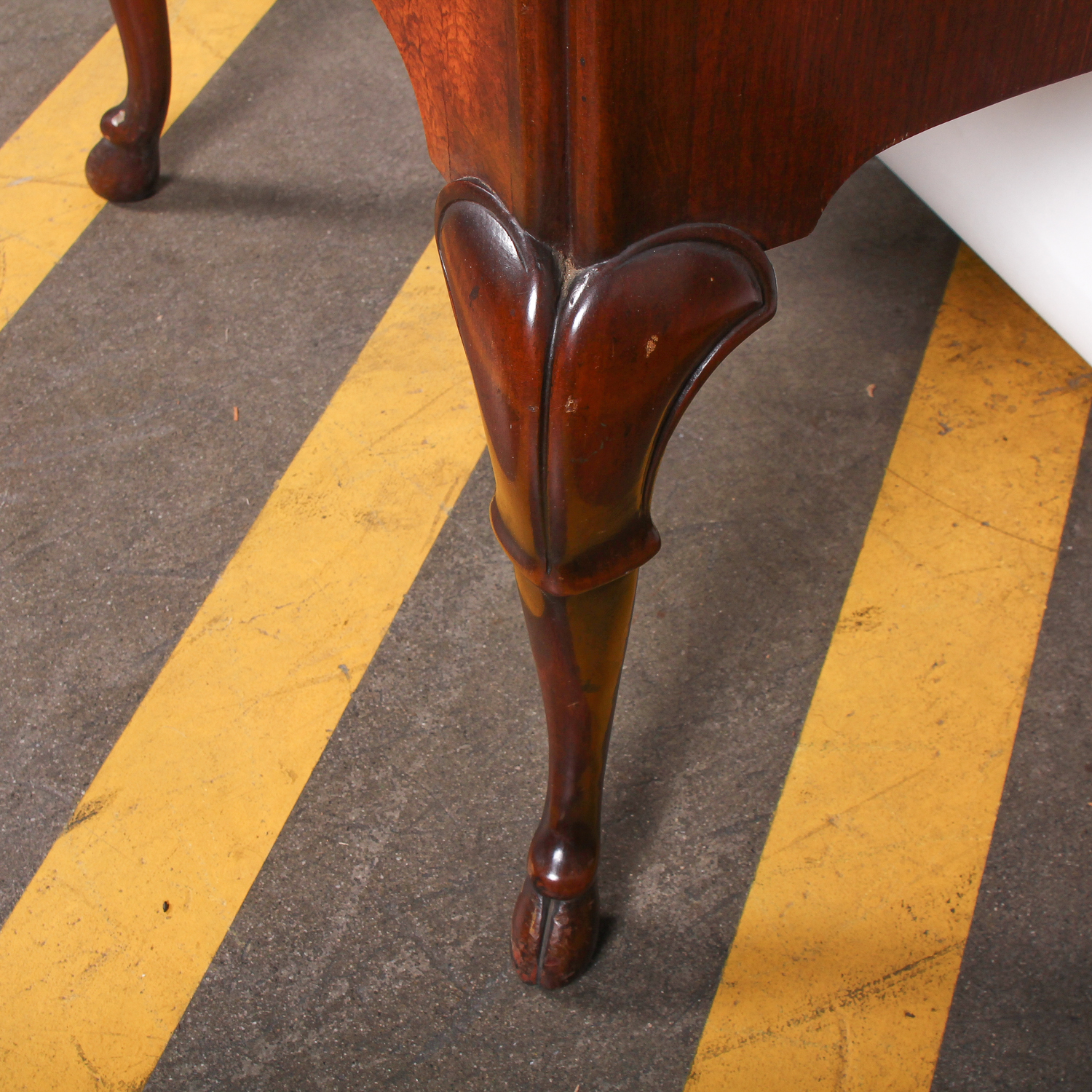 Vintage Queen Anne Style Side Table