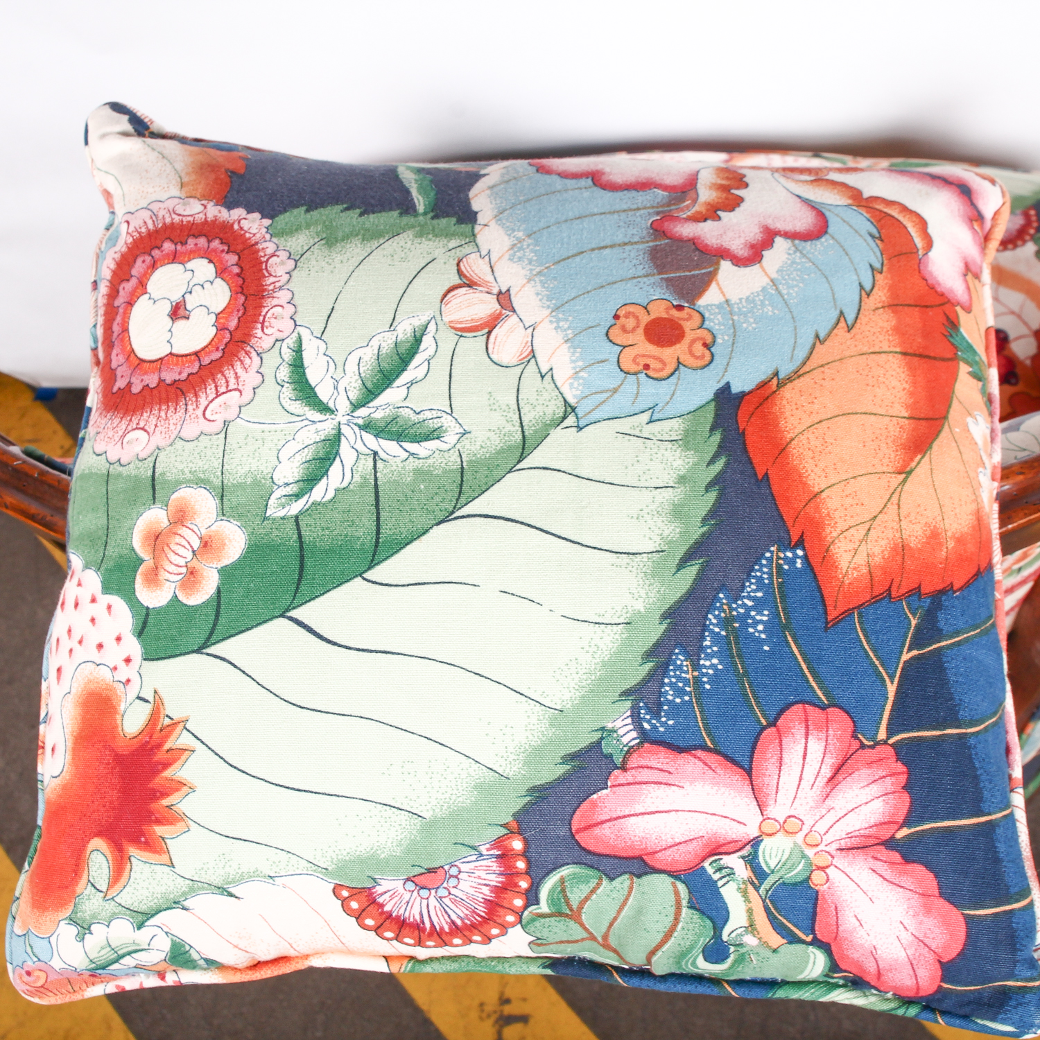 Vintage Floral Arm Chair with Matching Pillows