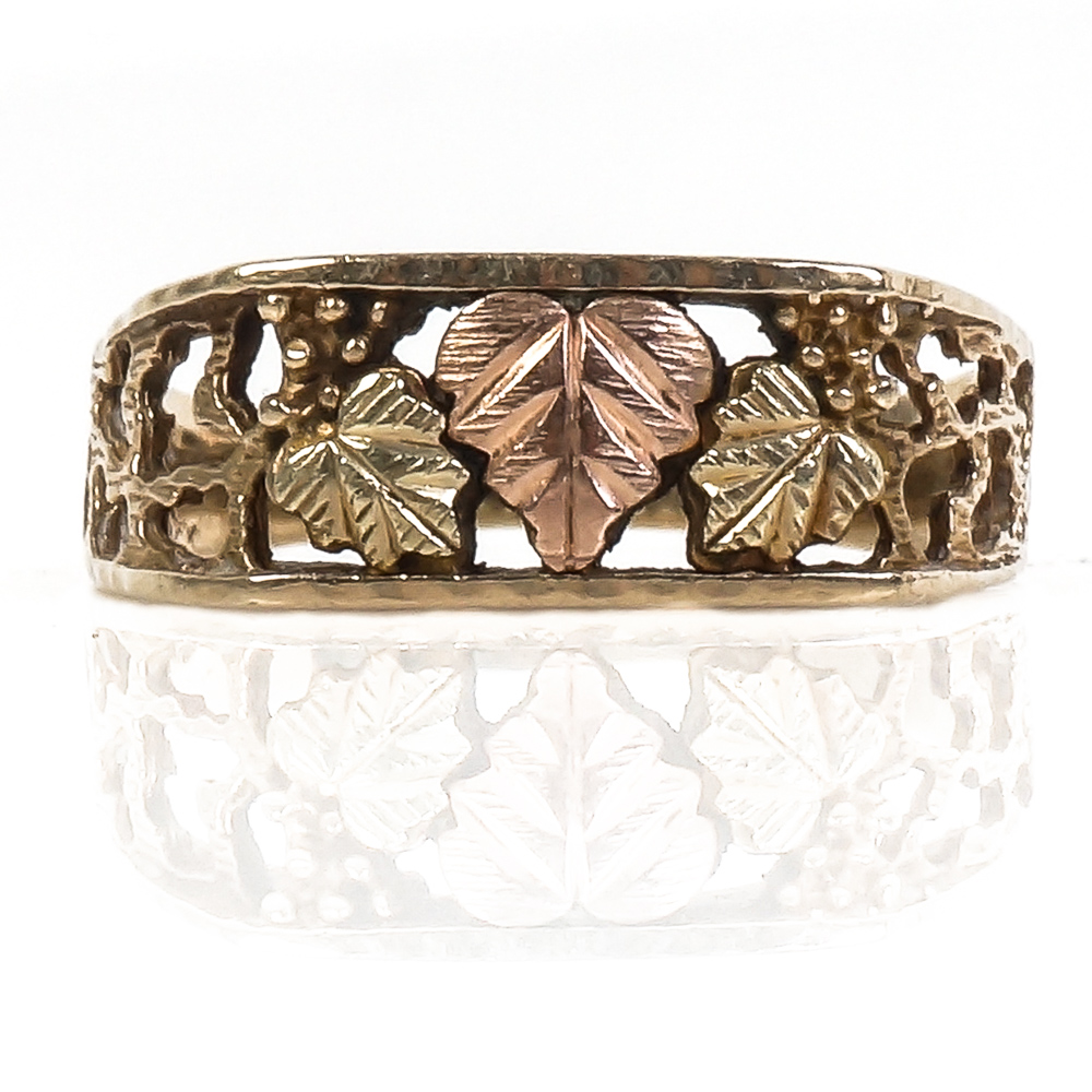 10K Two-Tone Black Hills Gold Multi-Leaf Ring