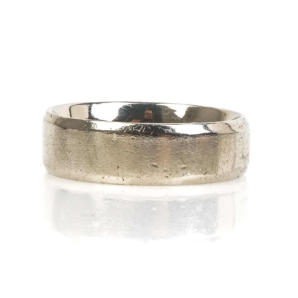 14K White Gold Flat Comfort Fit Wedding Band