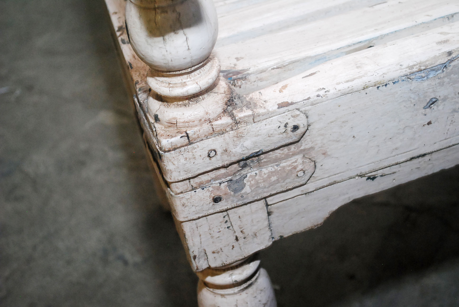 Distressed Vintage White Wooden Bench