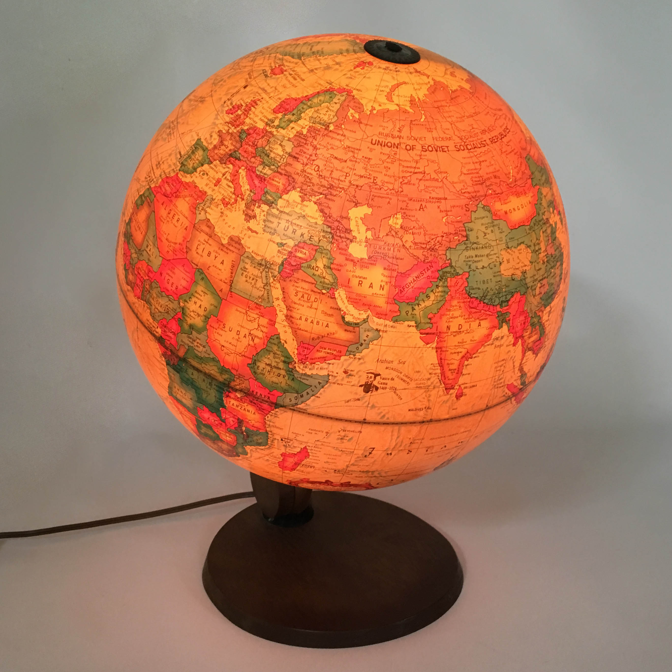 Illuminated Reader's Digest "World Antique Spot Globe"
