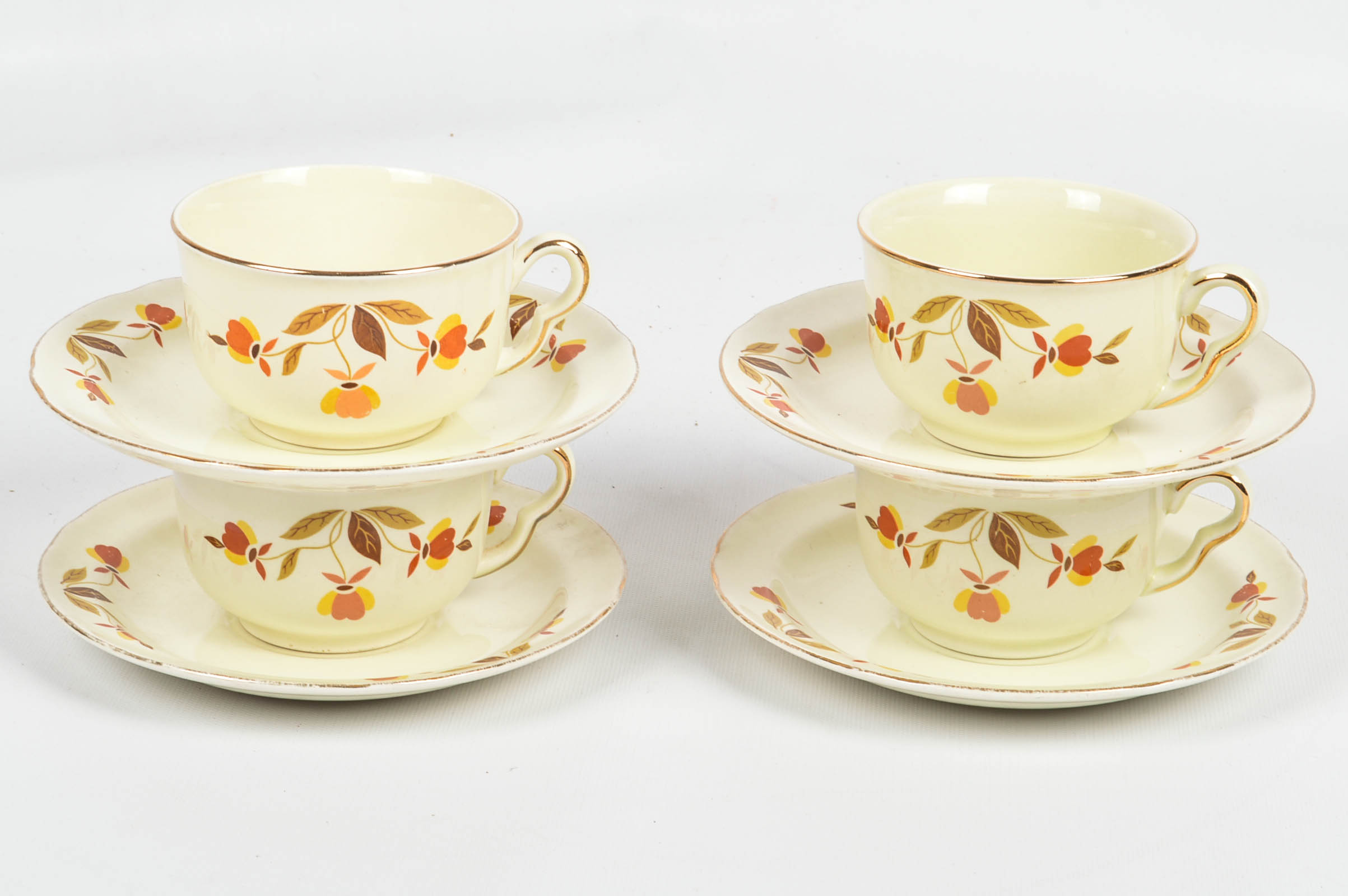 Vintage Hall's  Superior "Autumn Leaf"  Serveware
