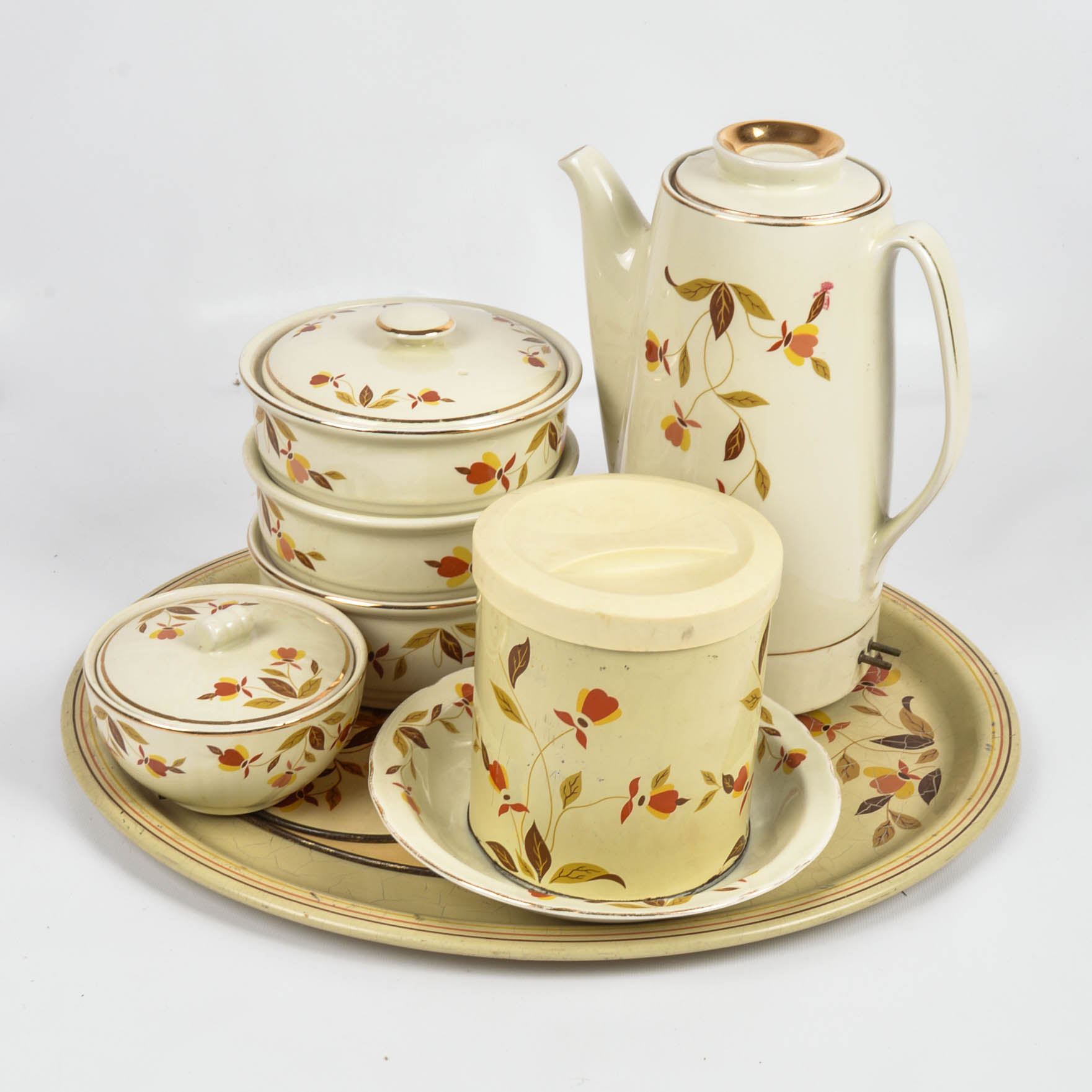 Hall China's "Autumn Leaf" Serveware