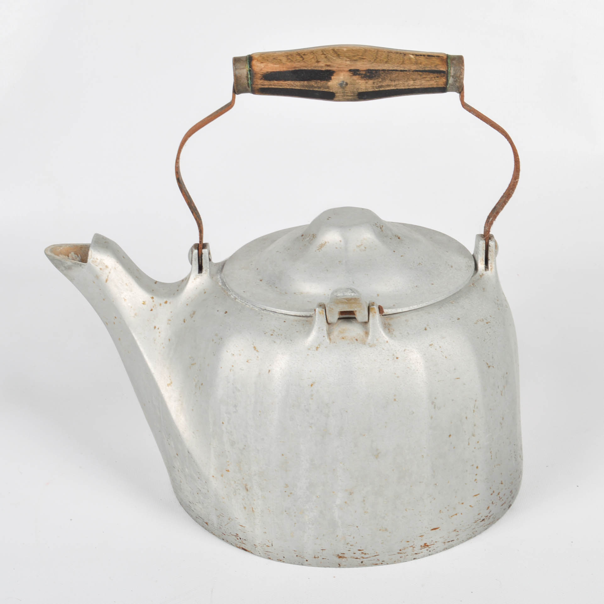 Vintage Kitchen and Housewares including Wagner Ware