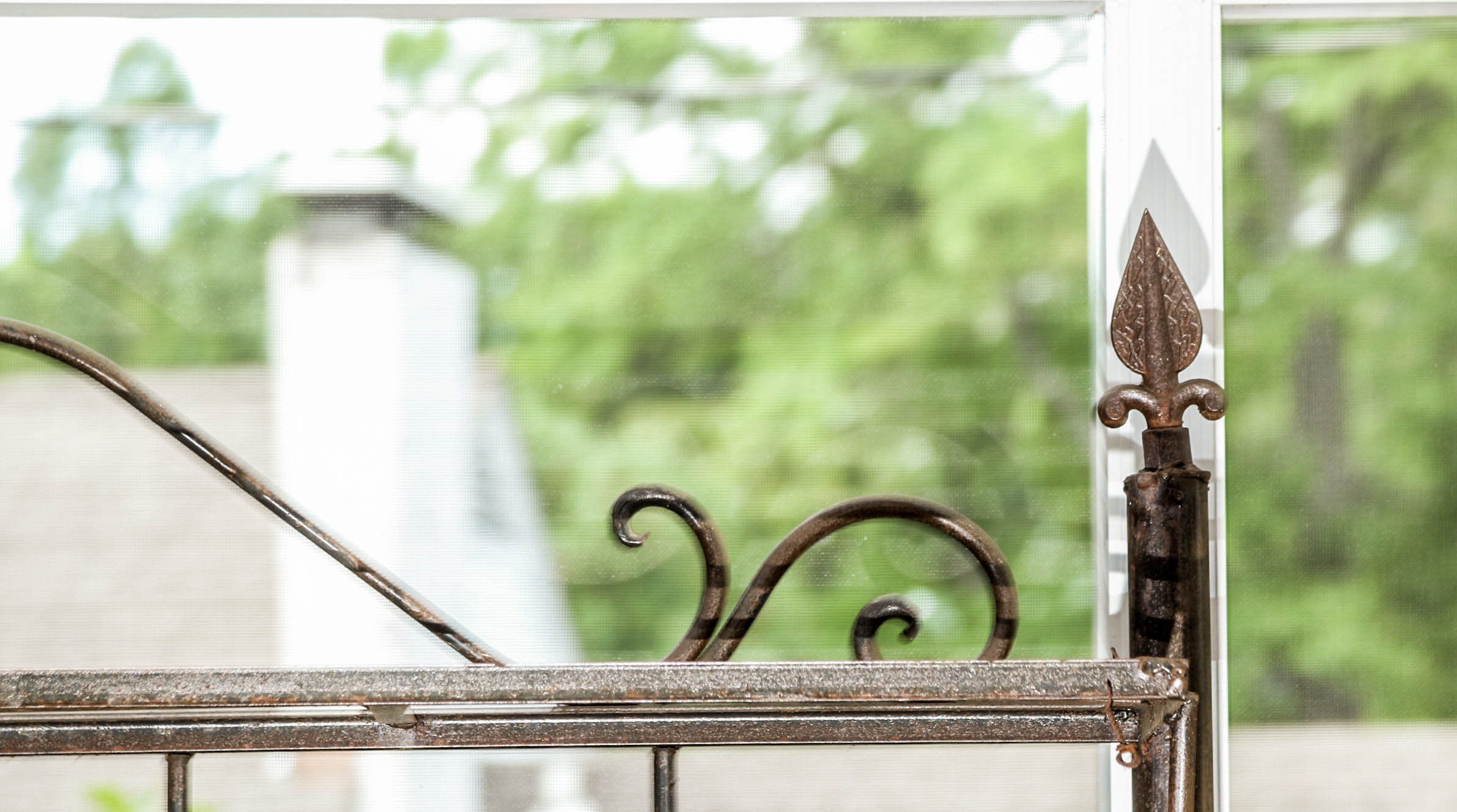 Large Metal Baker's Rack
