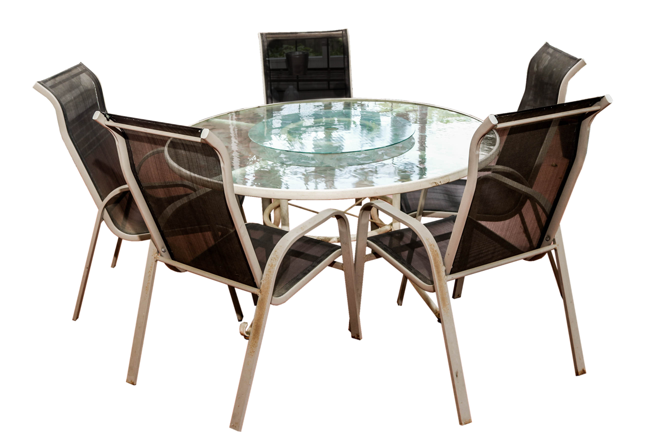 Round Patio Table and Five Chairs