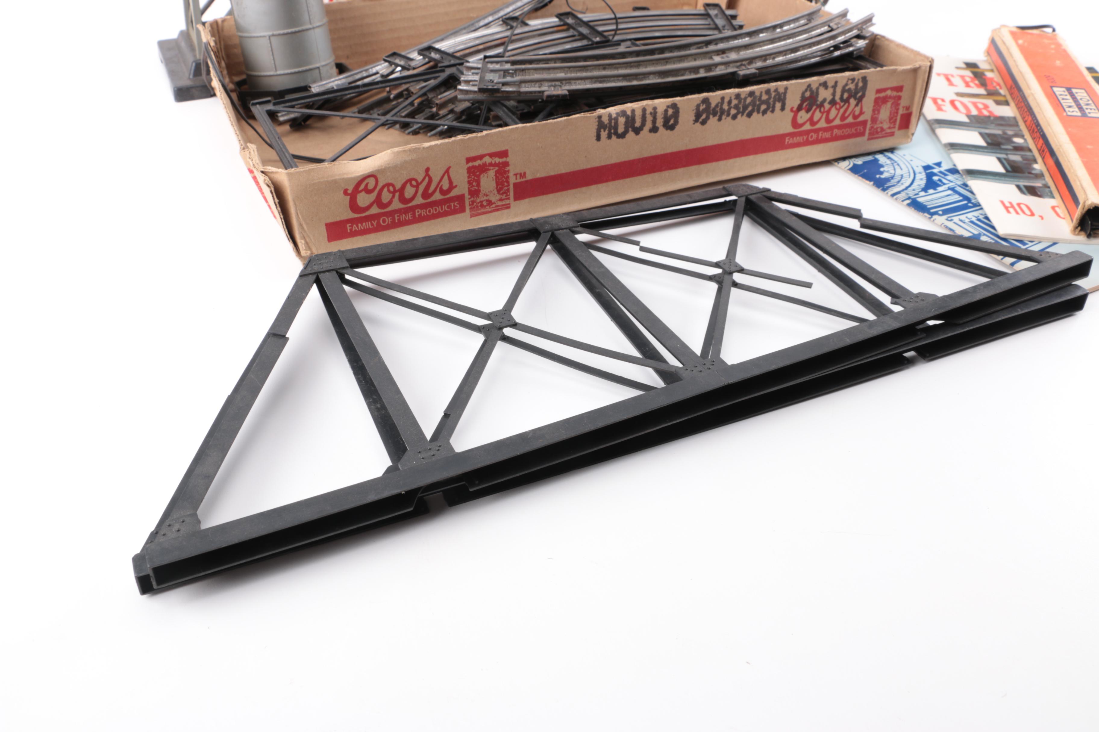 Lionel Train Cars with Accessories