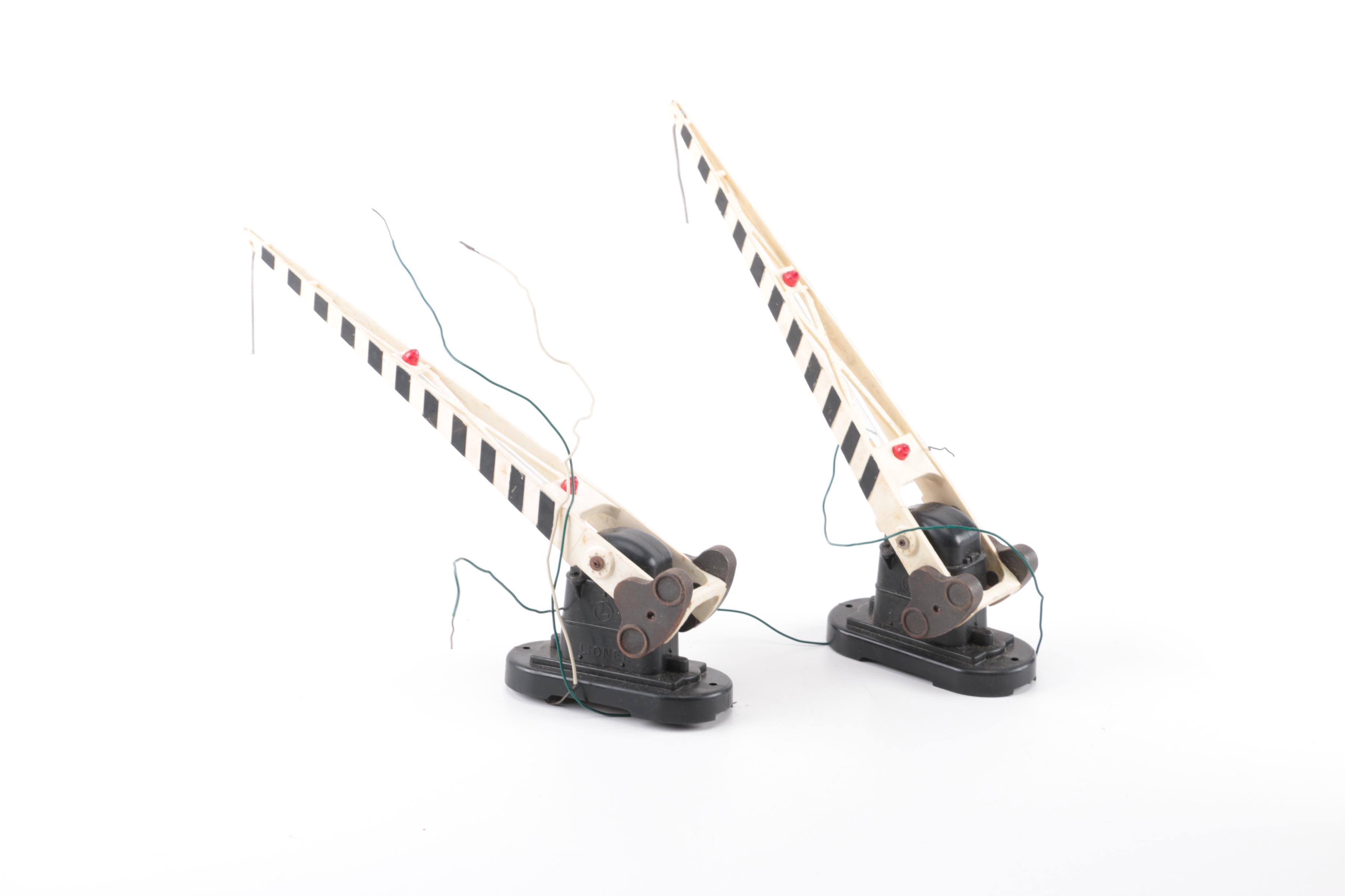 Lionel Train Cars with Accessories