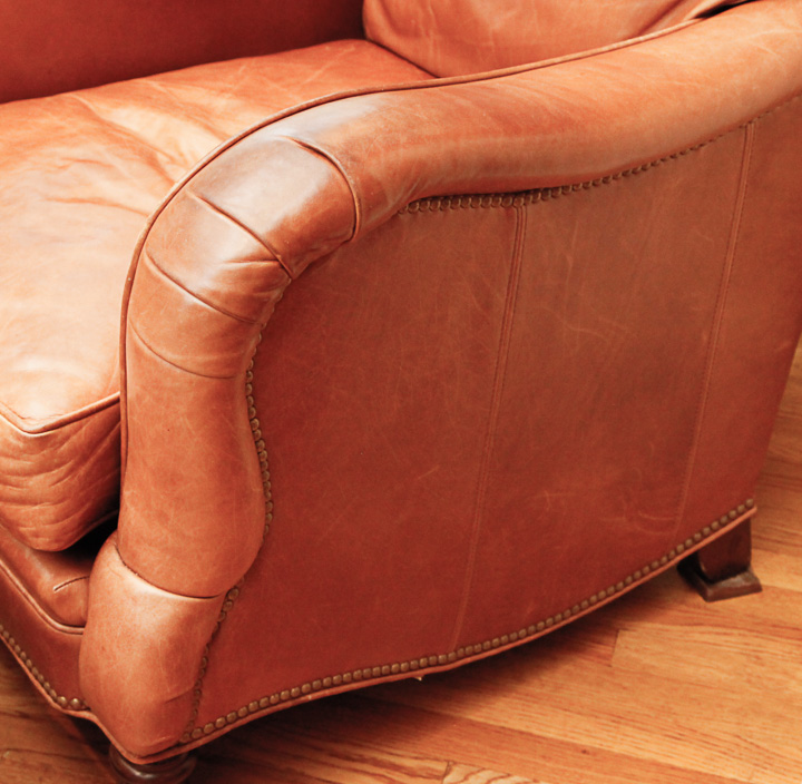 WHL Collection Leather Armchair and Ottoman