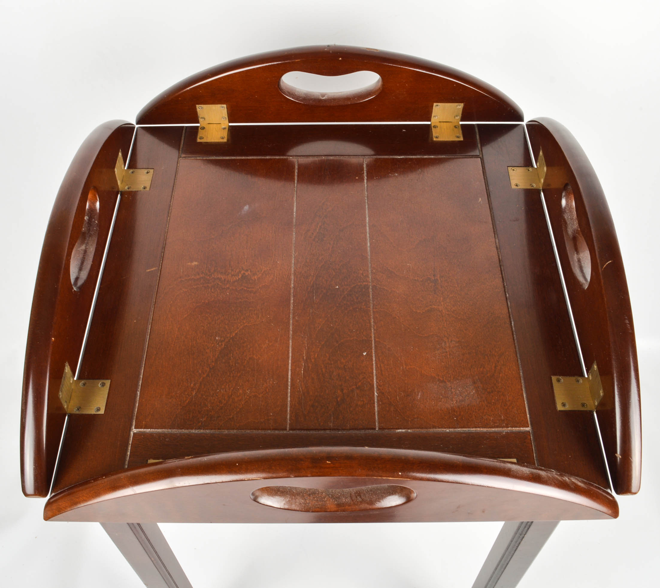 Butler Table With Andrea by Sadek Tableware