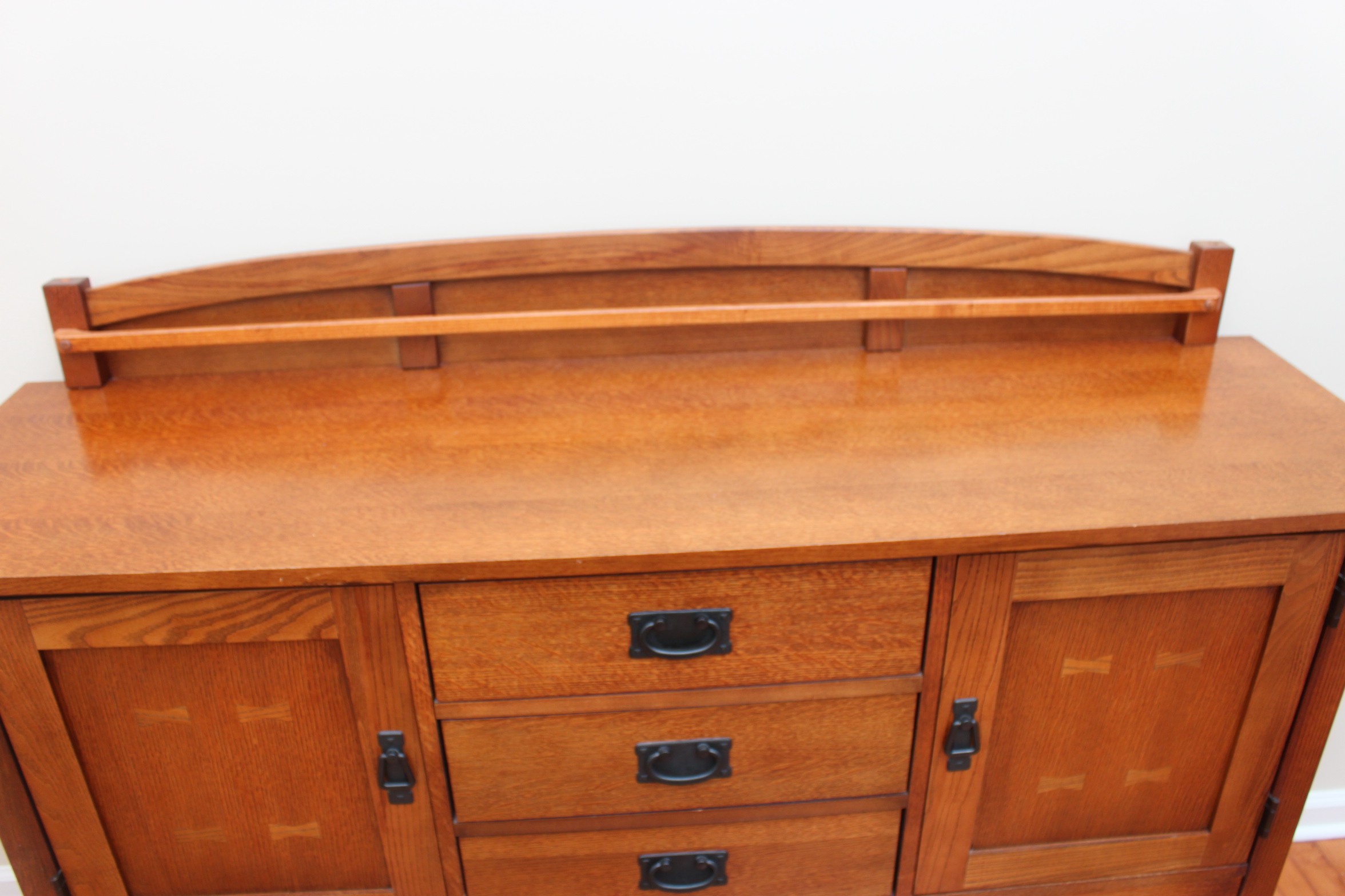 Bassett Furniture Mission Style Oak Sideboard