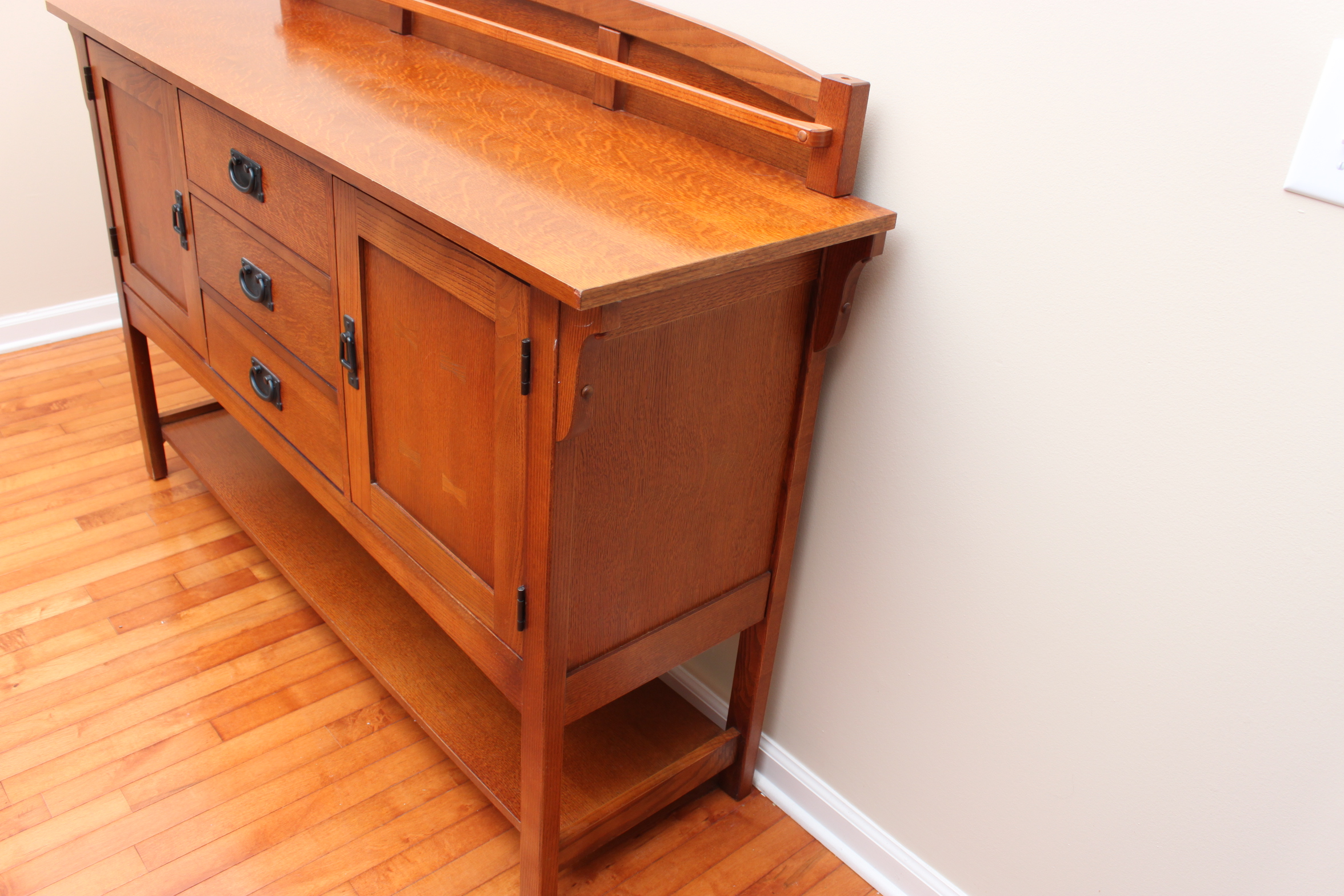 Bassett Furniture Mission Style Oak Sideboard