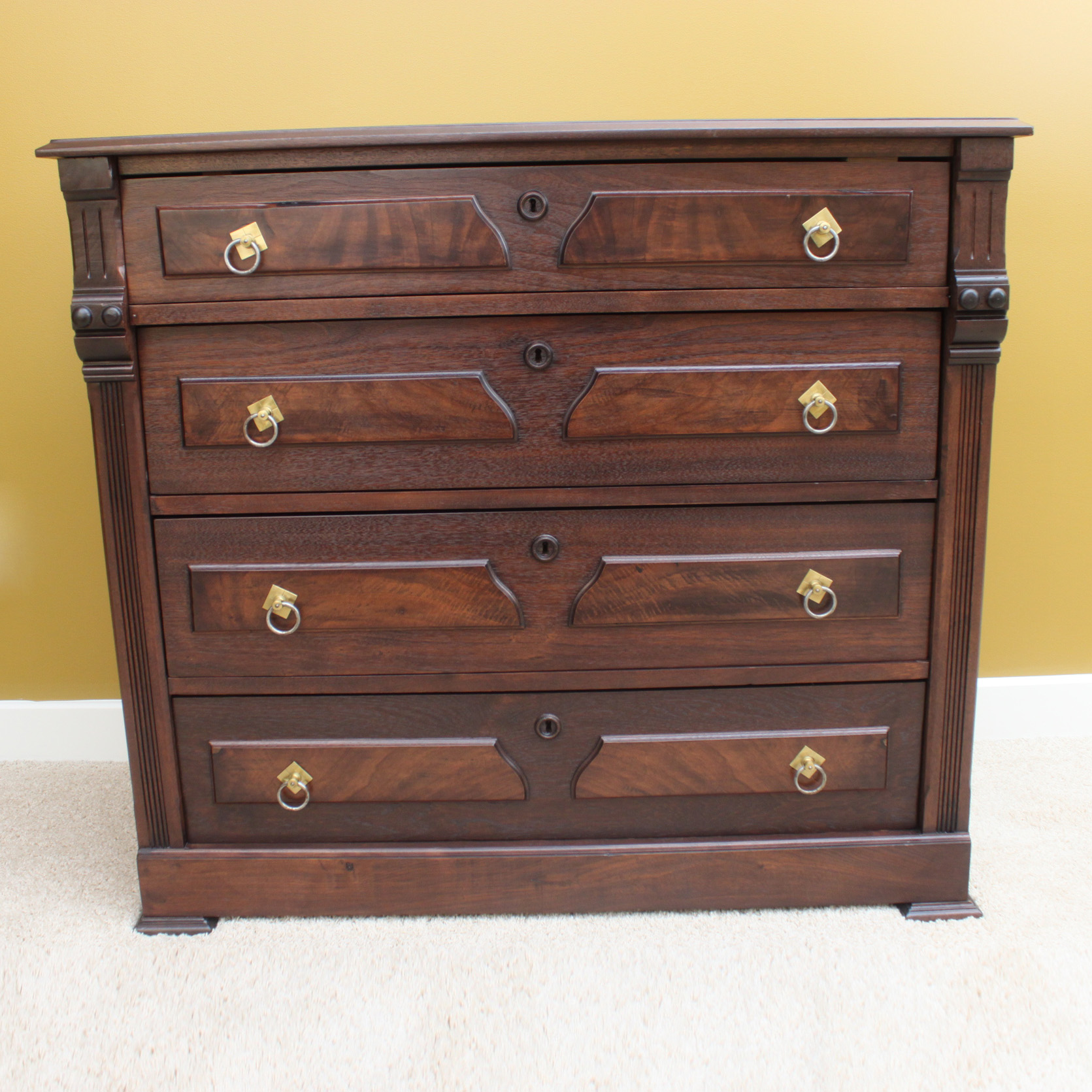Antique Victorian Walnut Chest of Drawers