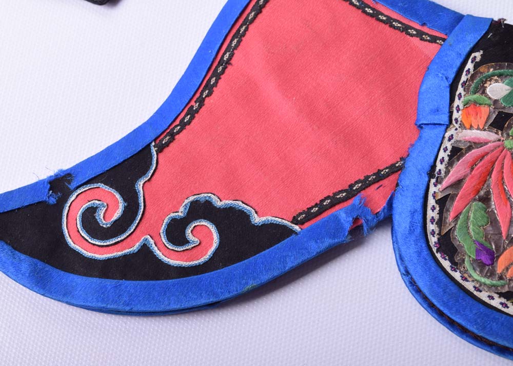 Vintage Chinese Pilings