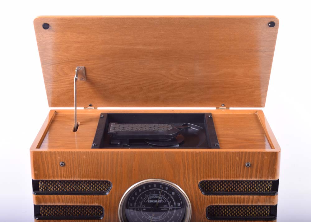 Crosley Vintage Style Radio and CD Player