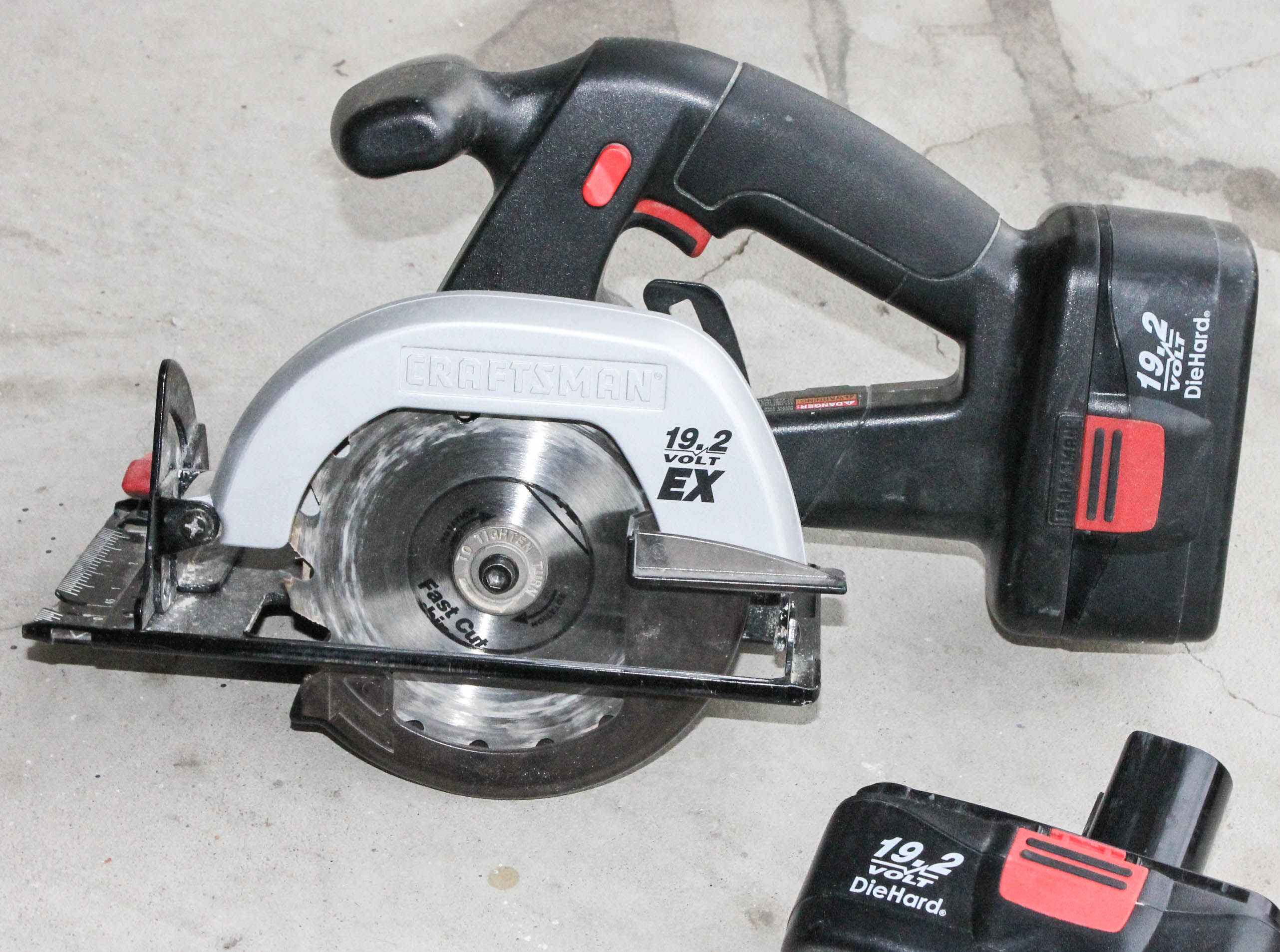 Craftsman 19.2 Volt Cordless Power Tool Set