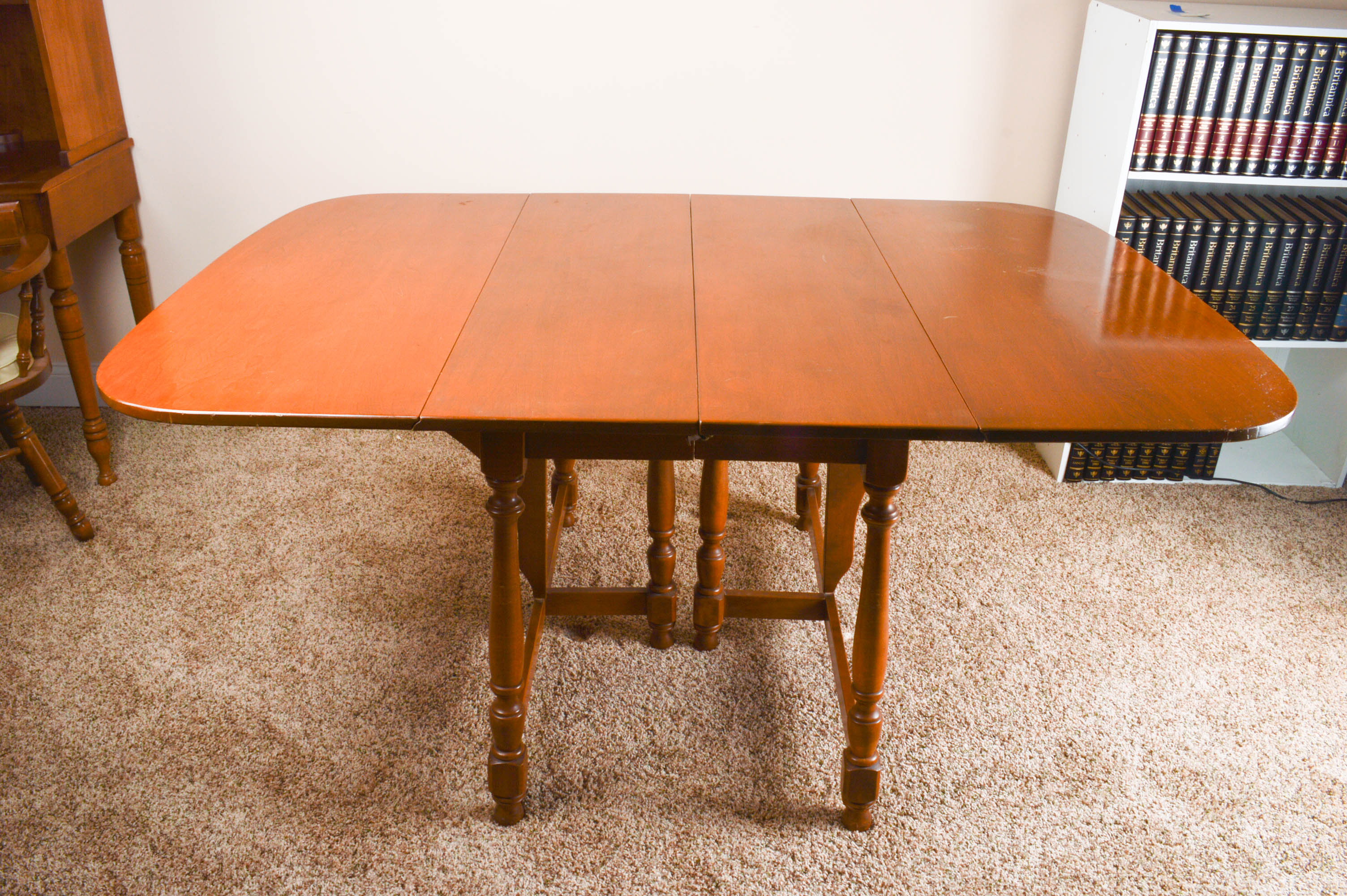 Maple Gate-Leg Extension Table