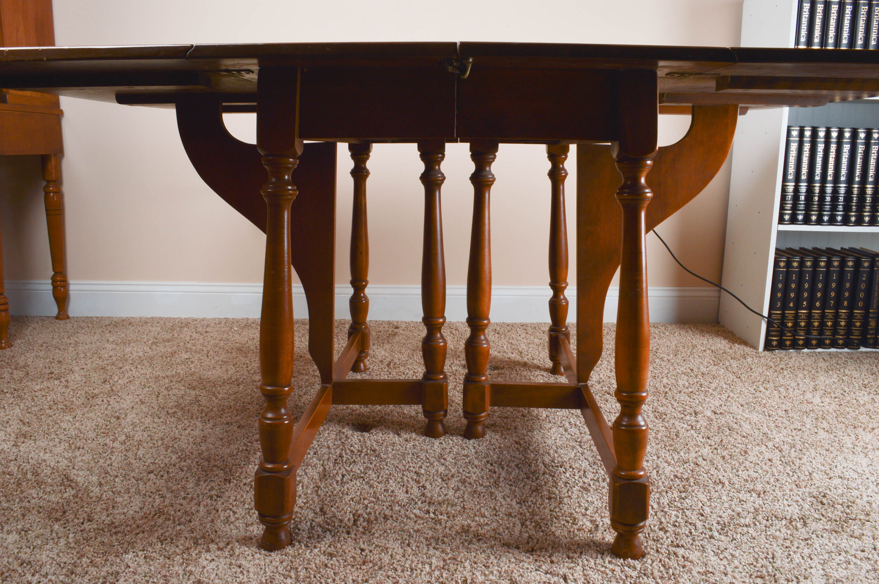 Maple Gate-Leg Extension Table