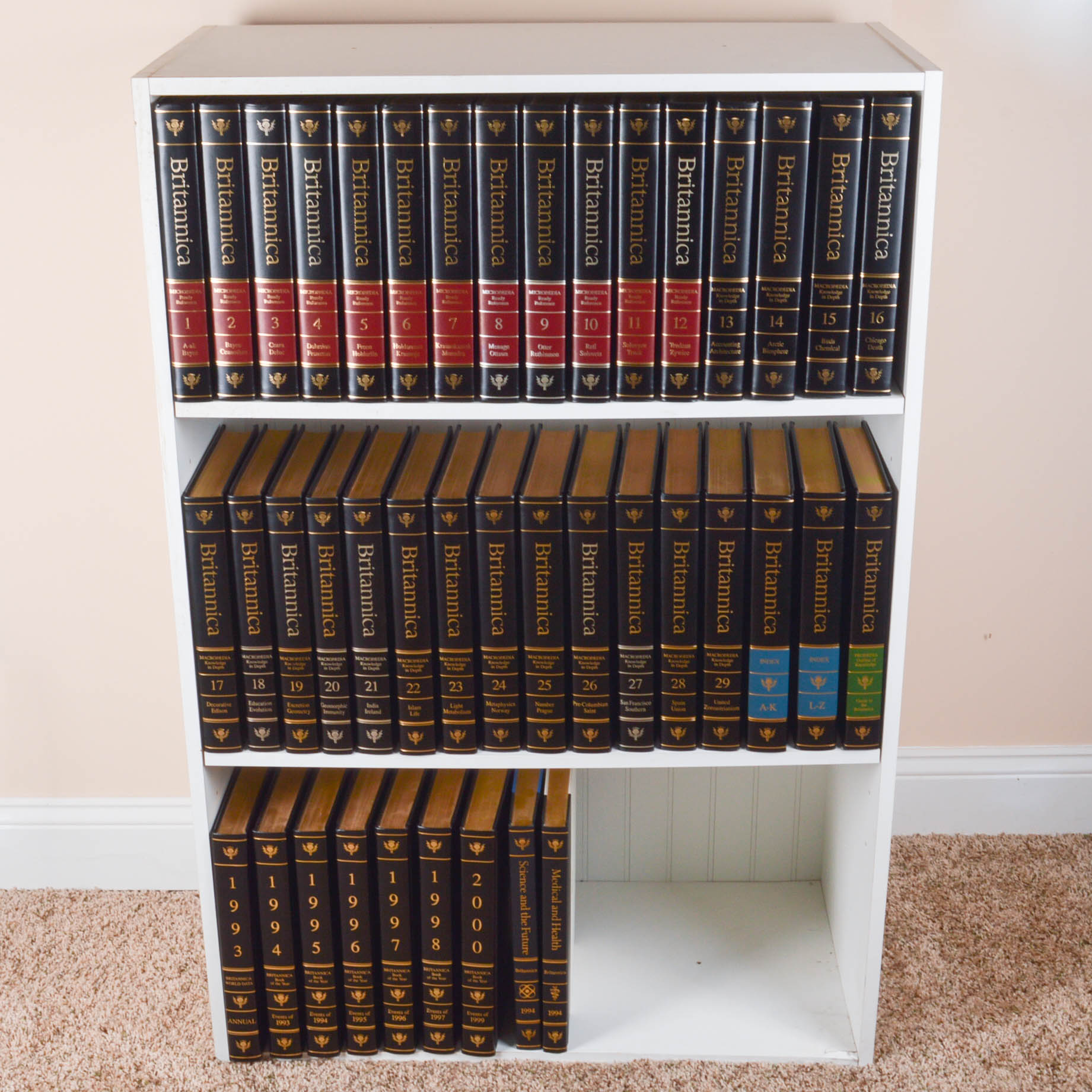 15th Edition Encyclopædia Brittanica and Bookcase