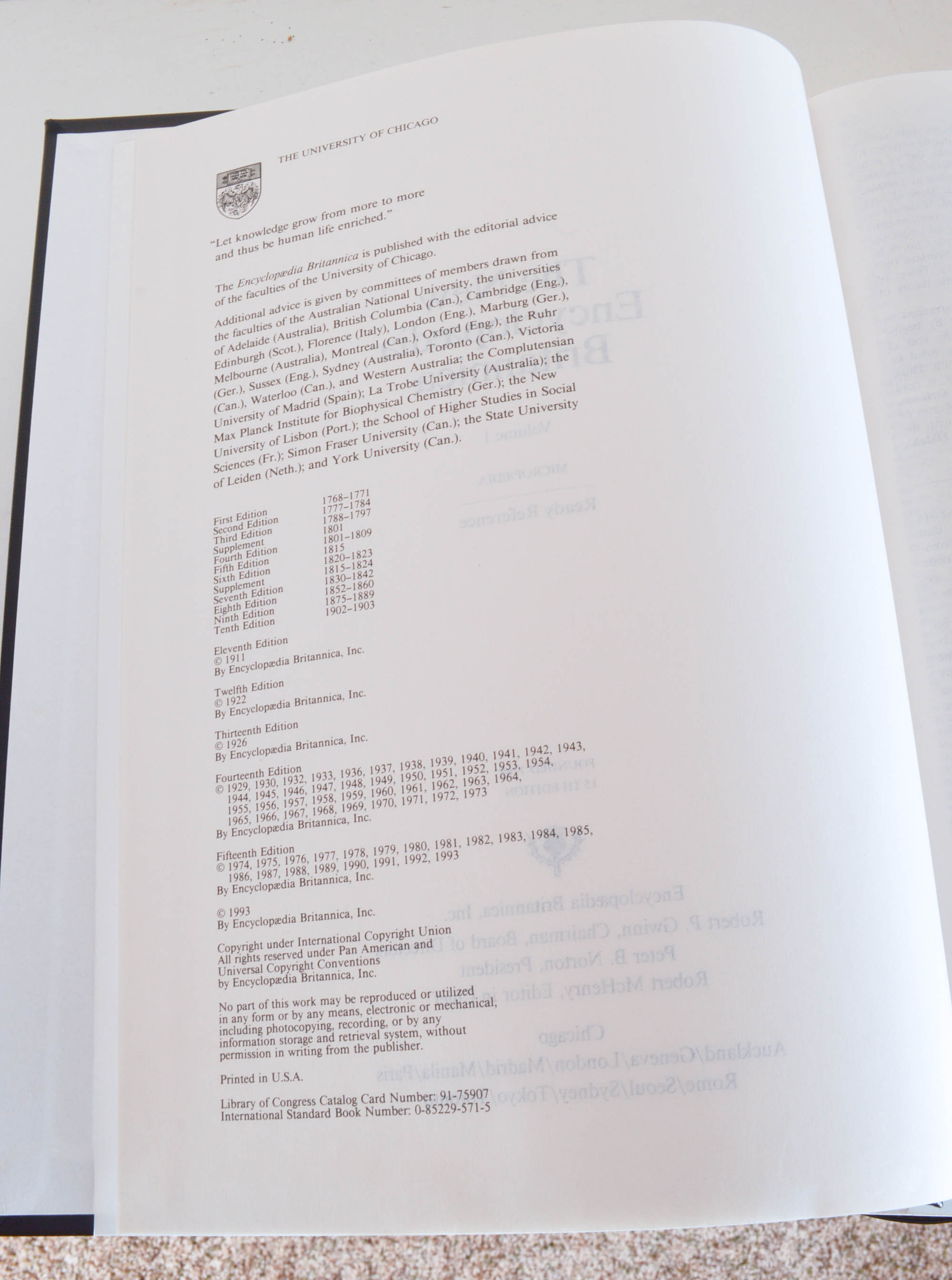 15th Edition Encyclopædia Brittanica and Bookcase