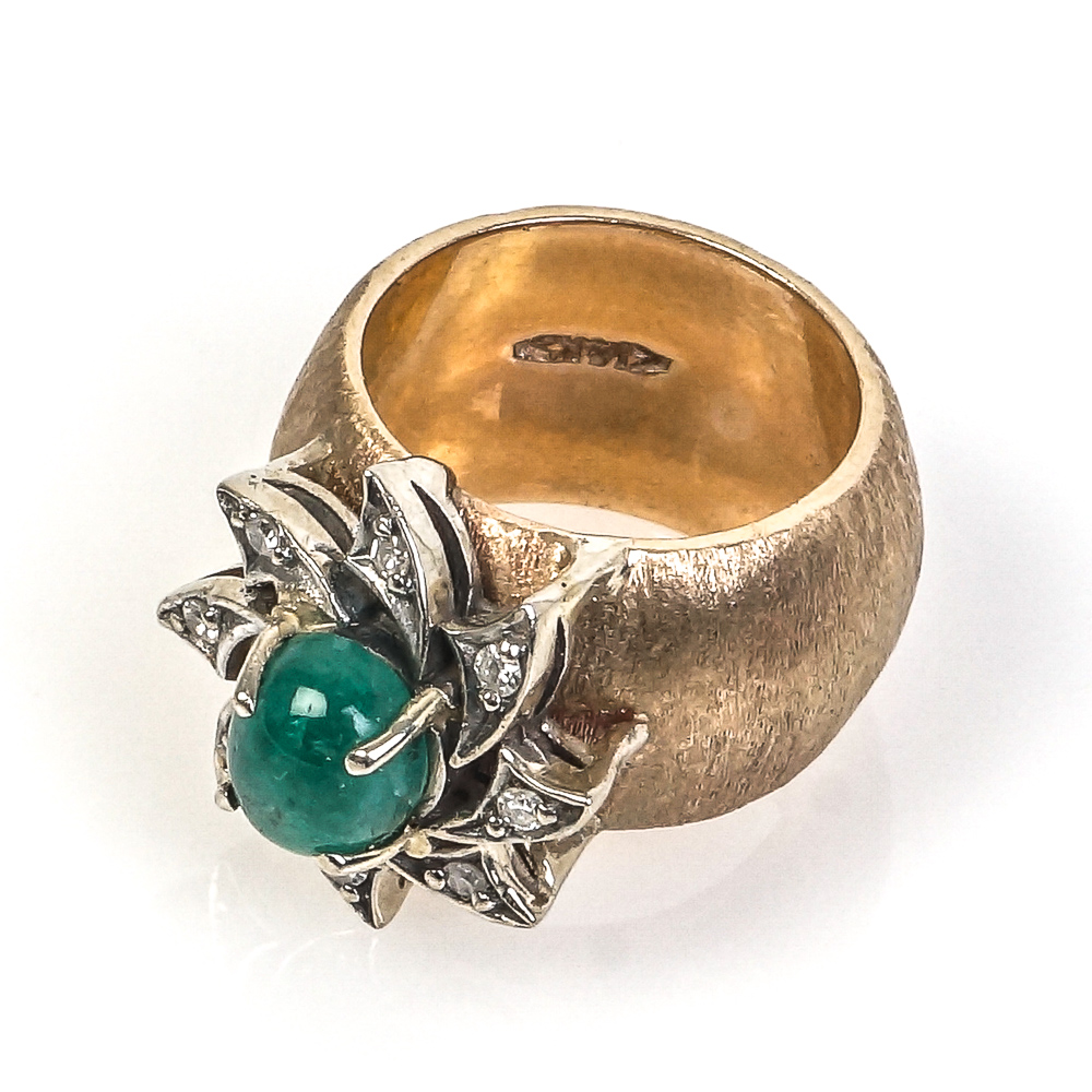 Vintage Brushed 14K Yellow Gold, Emerald, and Diamond Starburst Pinky Ring