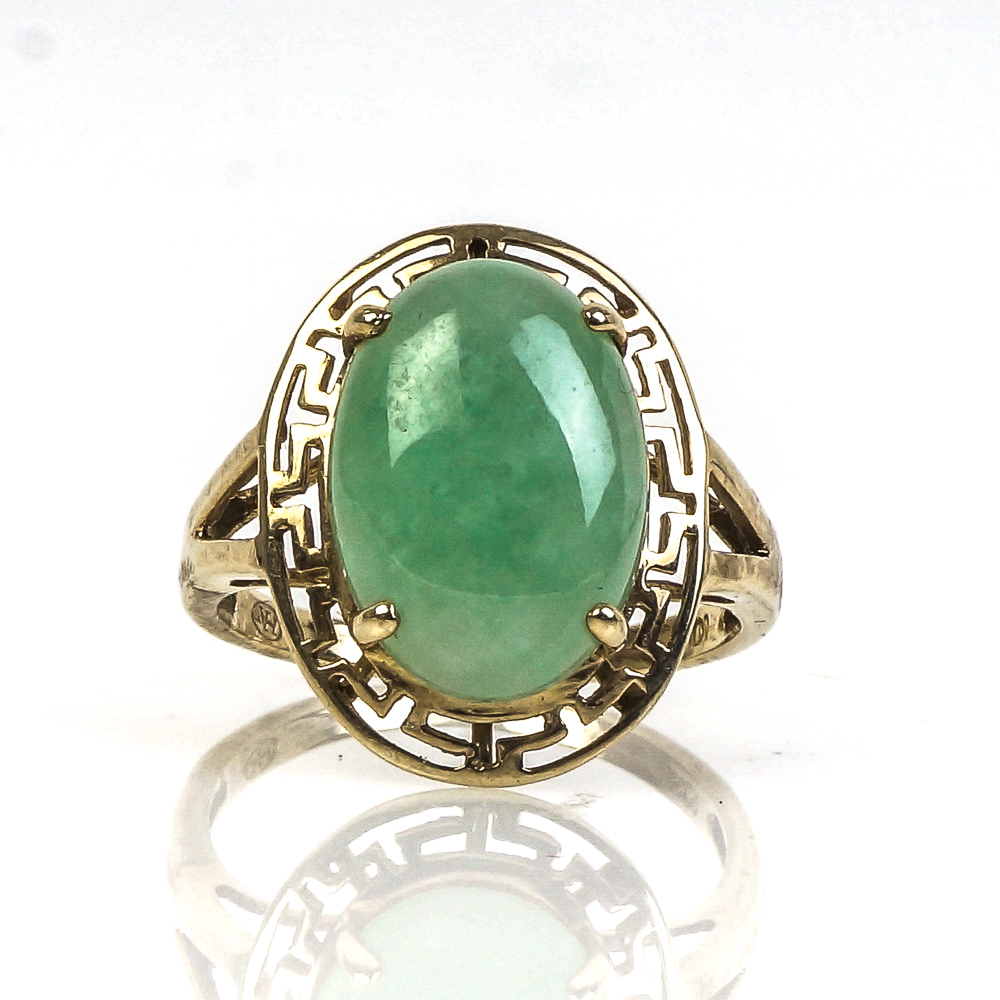 10K Yellow Gold and Jadeite Jade Ring