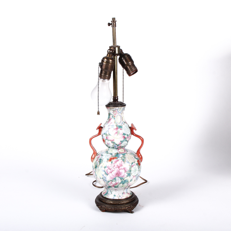 Chinese Floral Double Gourd Ceramic Lamp