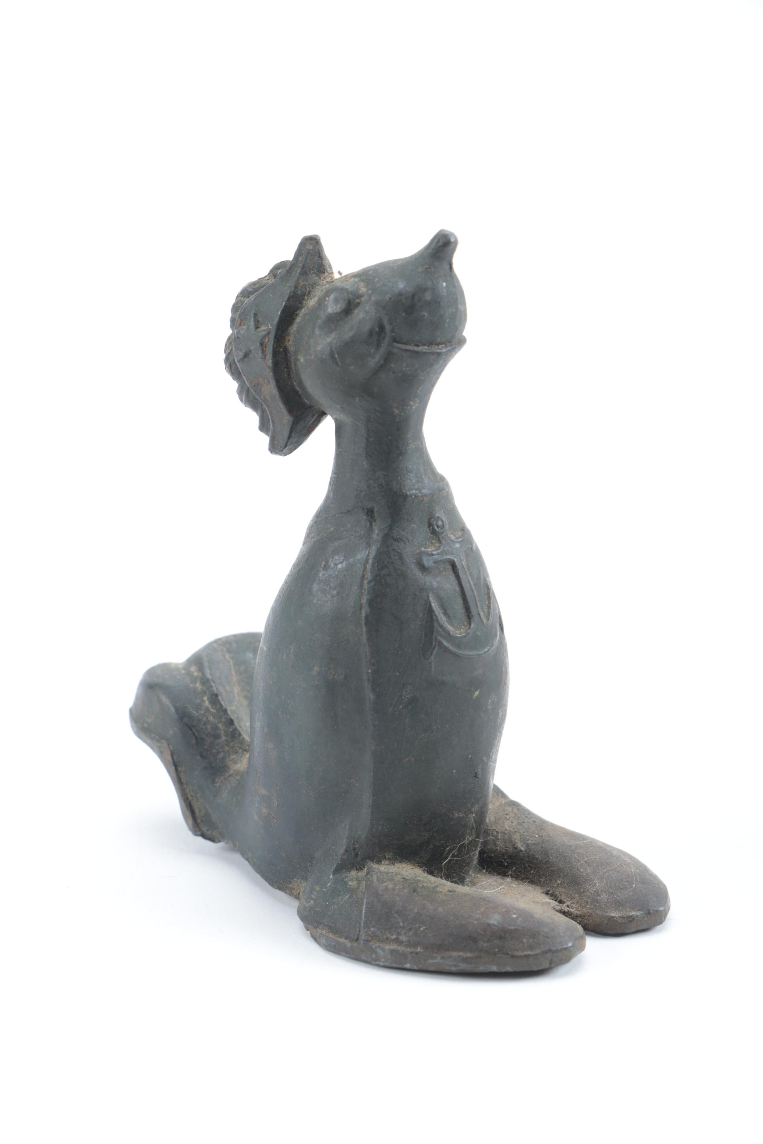 Original Suess Navy "Nuzzlepuss" Figurine