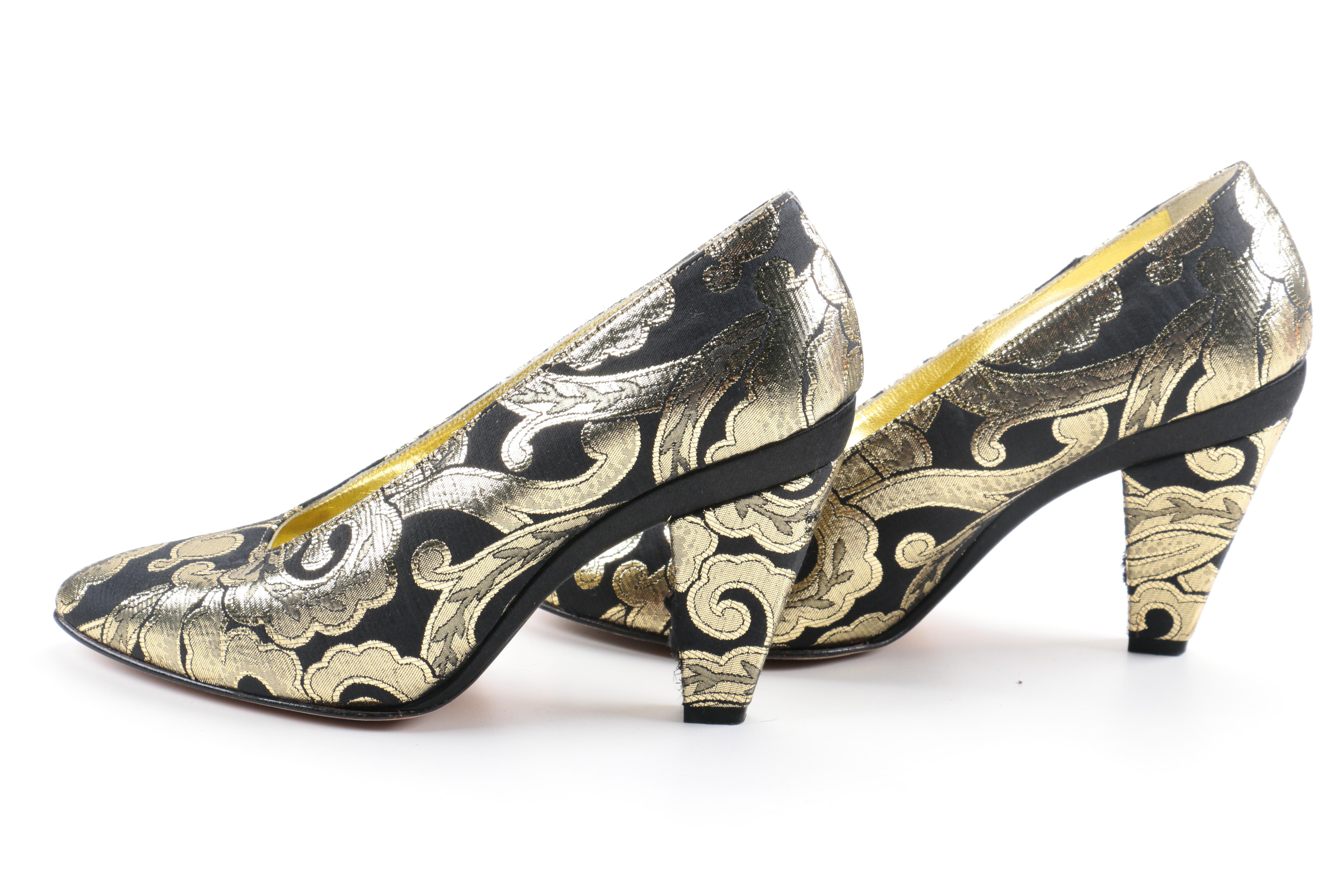 Escada Black and Gold Metallic Pumps