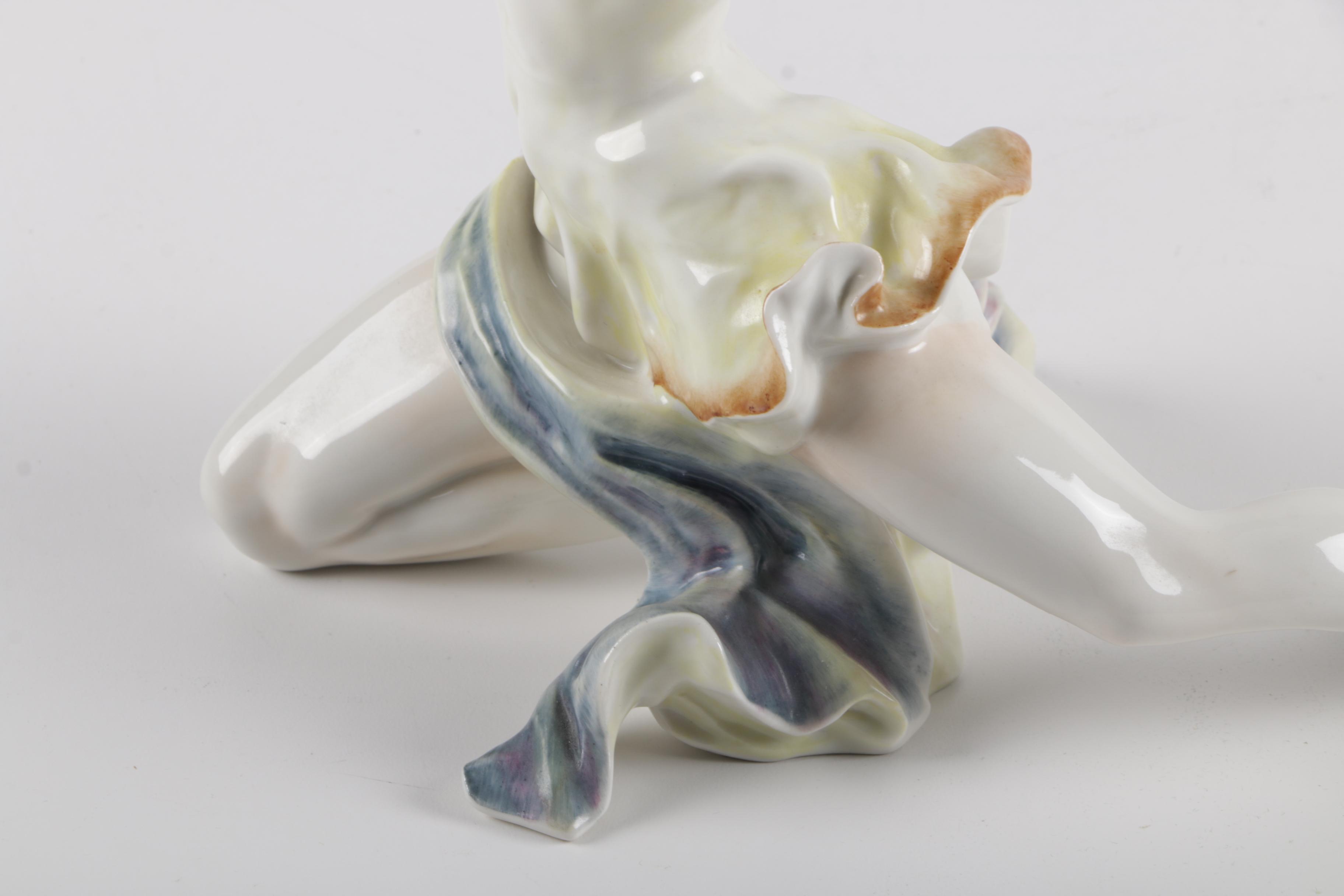 Hutschenreuther Porcelain Dancer “Finale” Art Deco Figurine