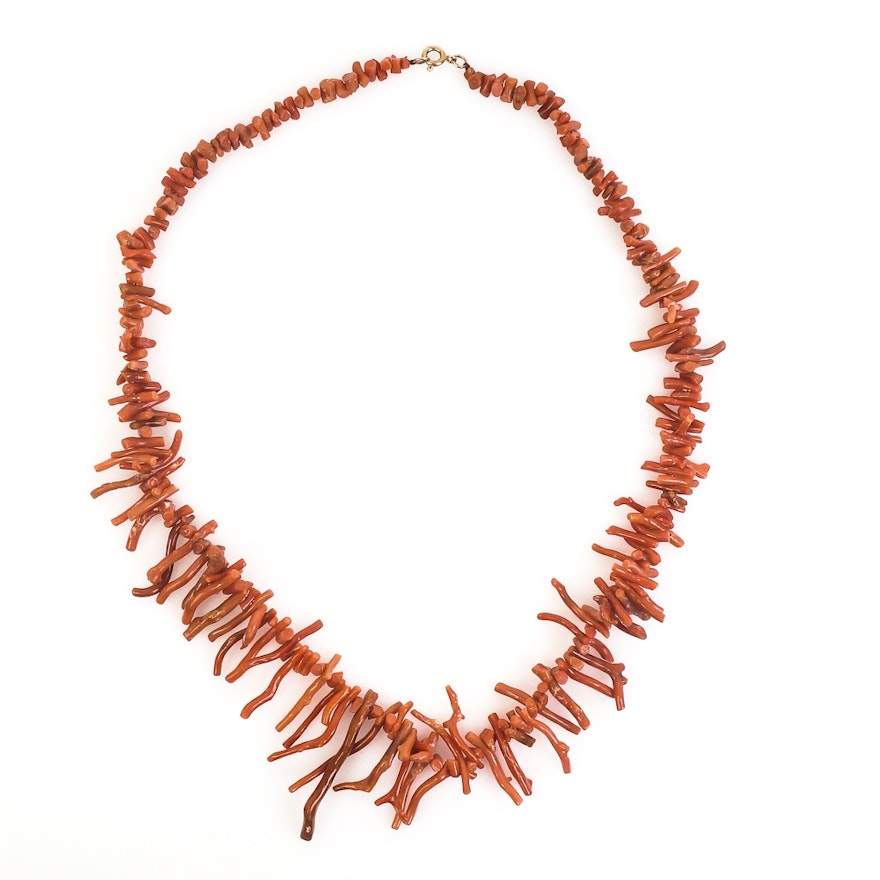 Vintage Graduated Coral Branch Necklace with 14K Yellow Gold Closure
