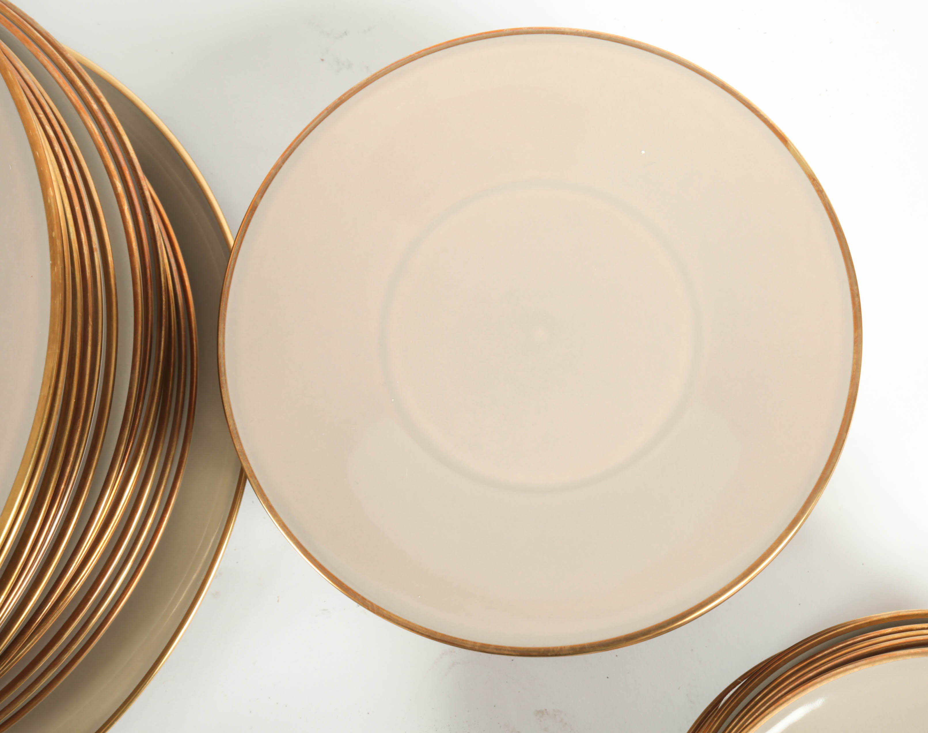 Calvin Klein "Gilt" China Set