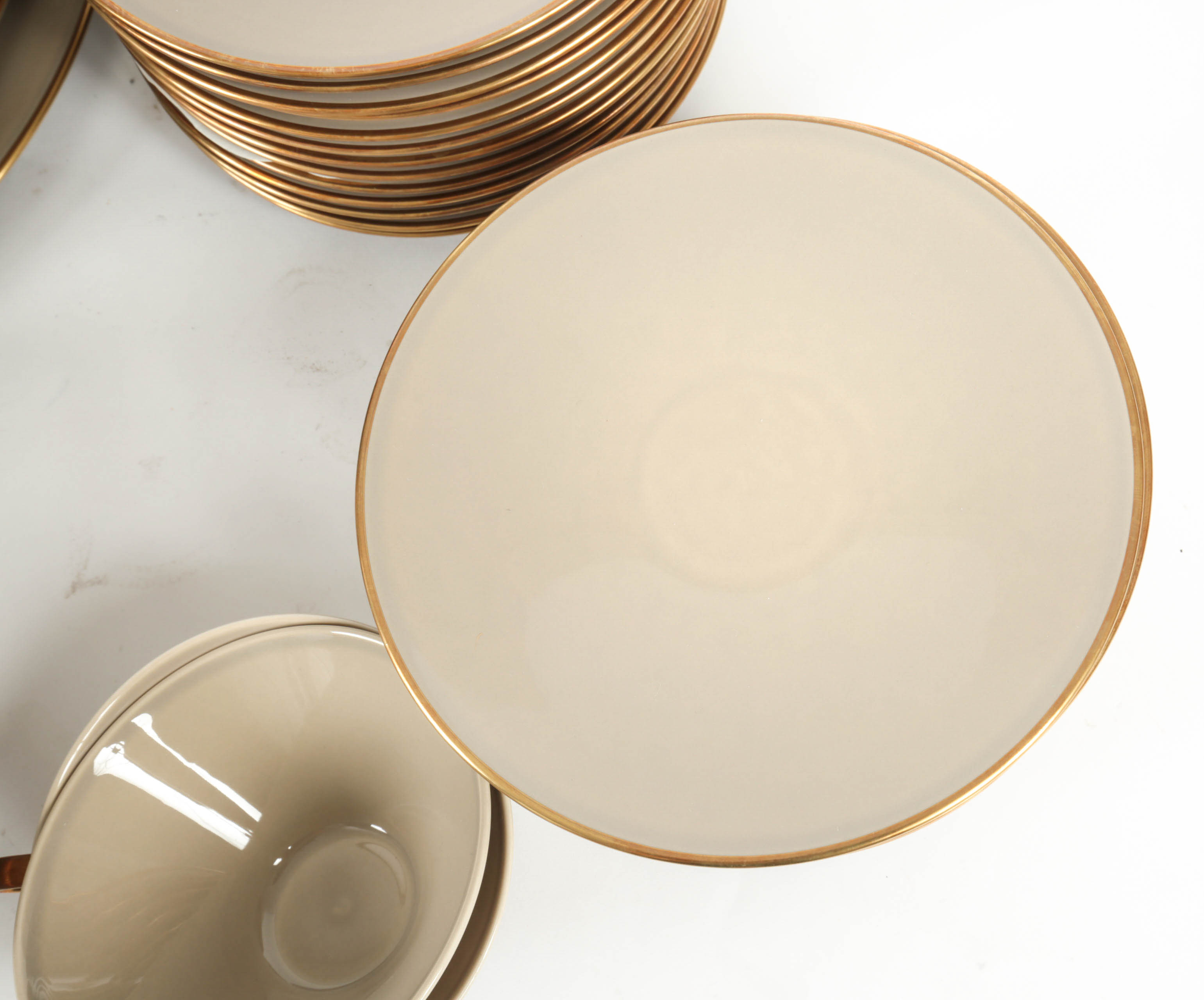 Calvin Klein "Gilt" China Set