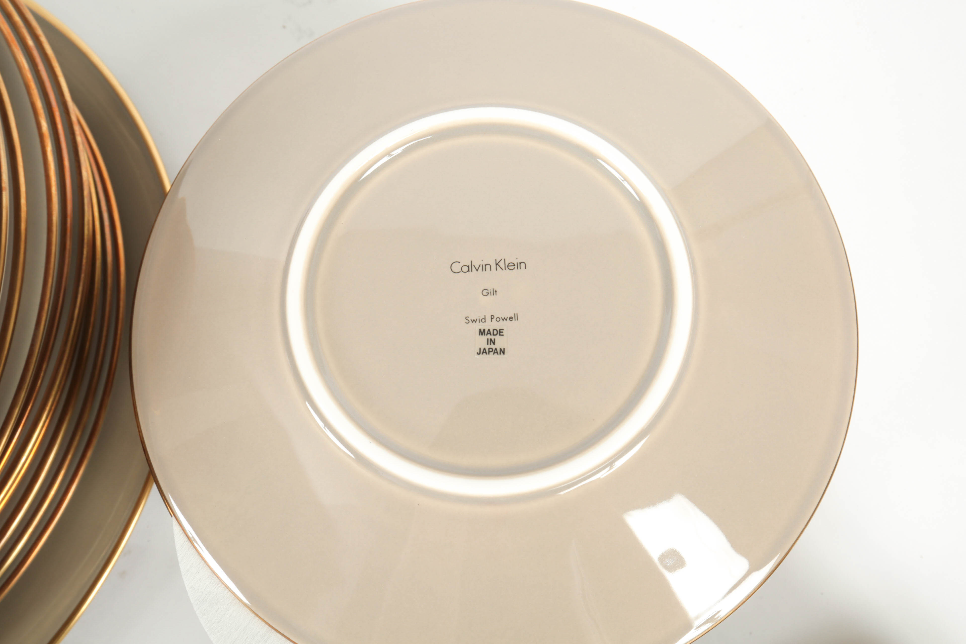 Calvin Klein "Gilt" China Set