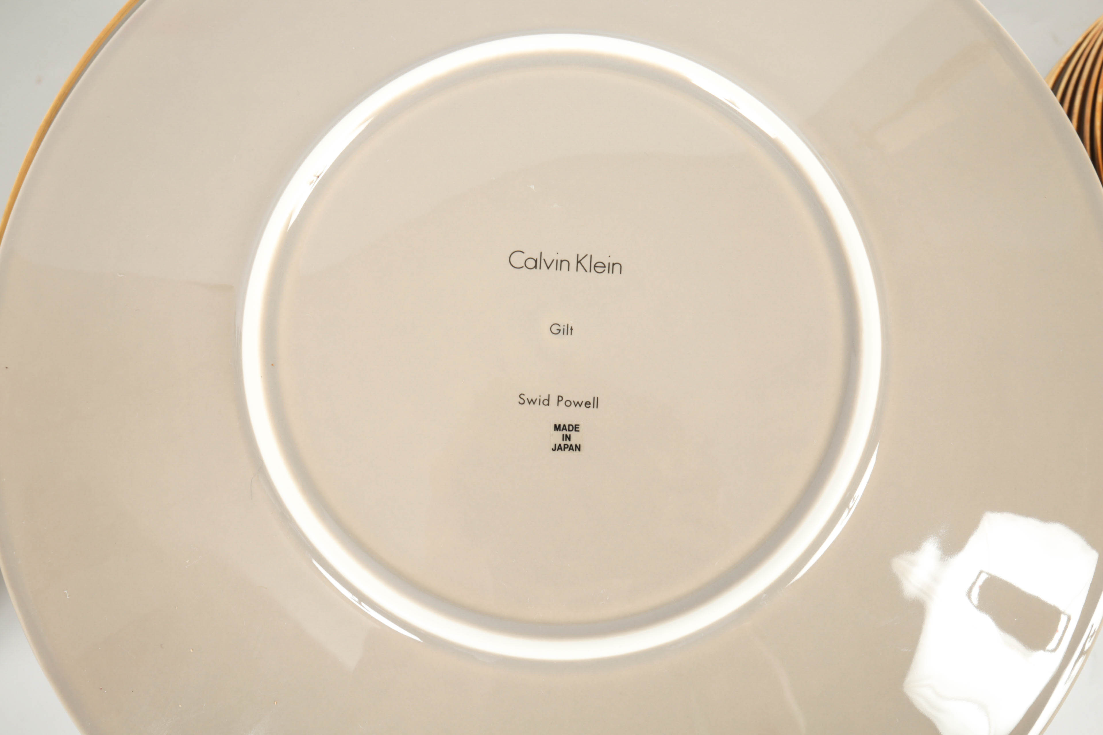 Calvin Klein "Gilt" China Set