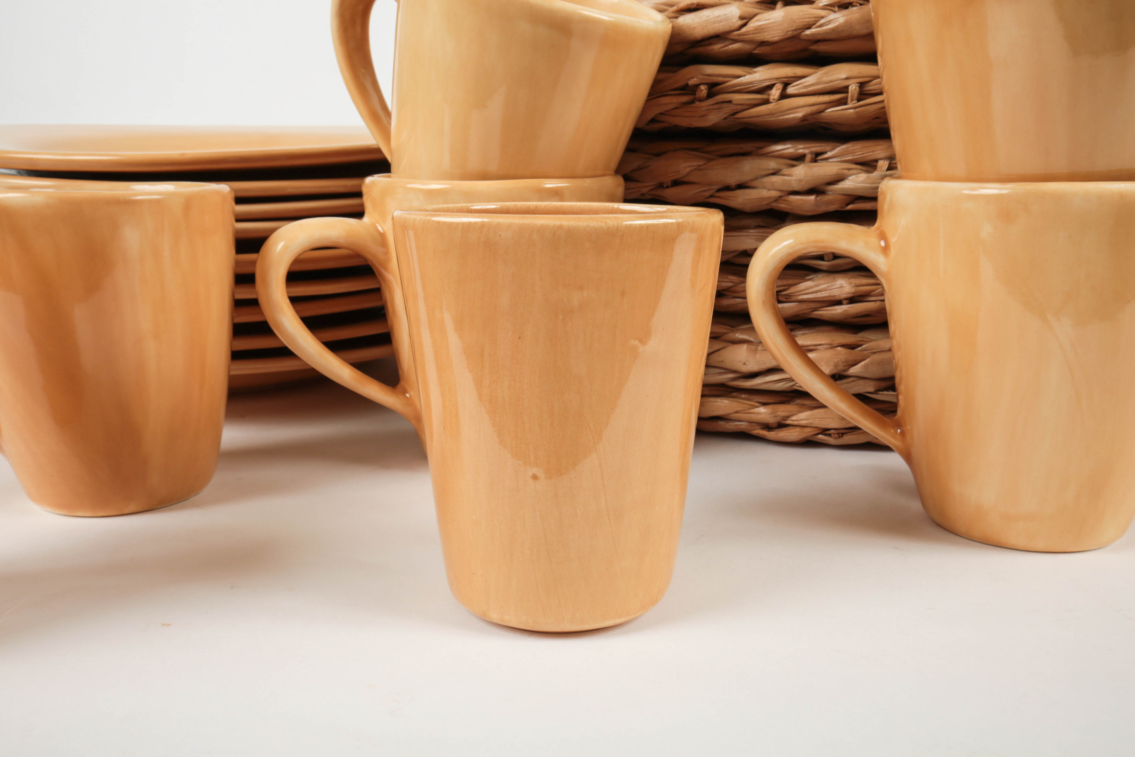 Pottery Barn "Sausalito" Mexican Dinnerware and Placemats