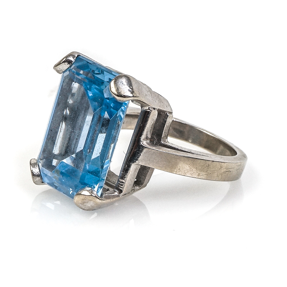 18K White Gold and 14.54 CTS Blue Topaz Cocktail Ring