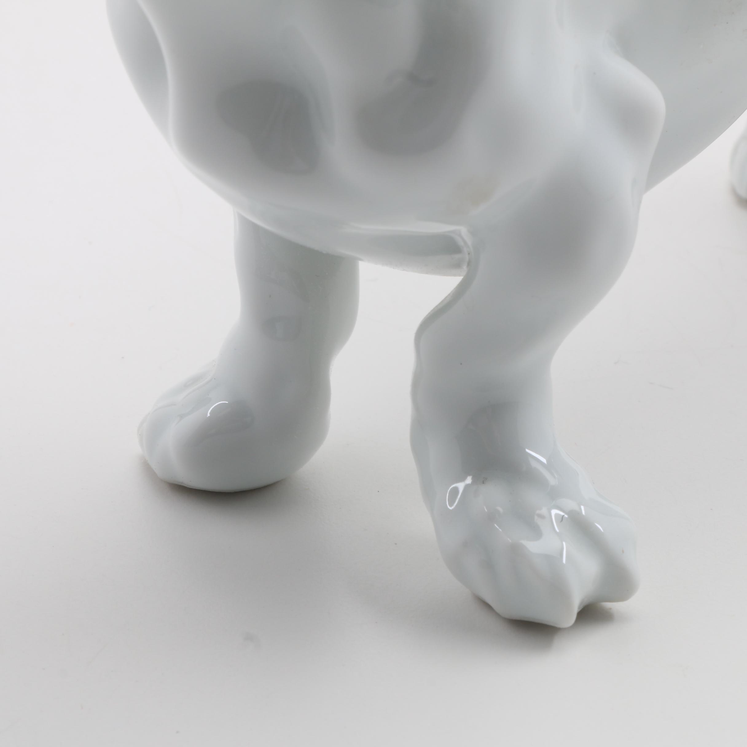 Herend Porcelain Dachshund Figure in Glossy White Glaze
