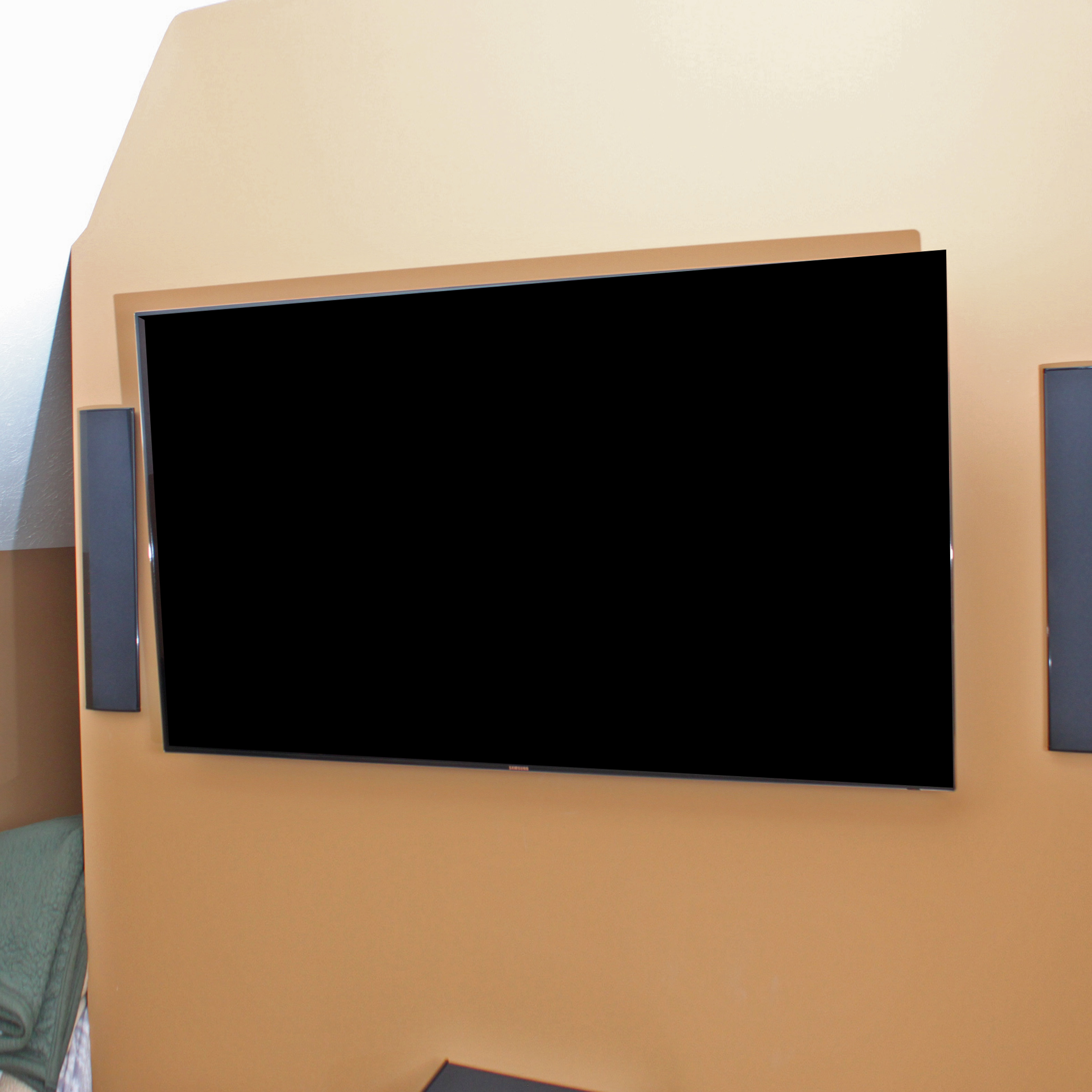 Samsung Flat Screen Television