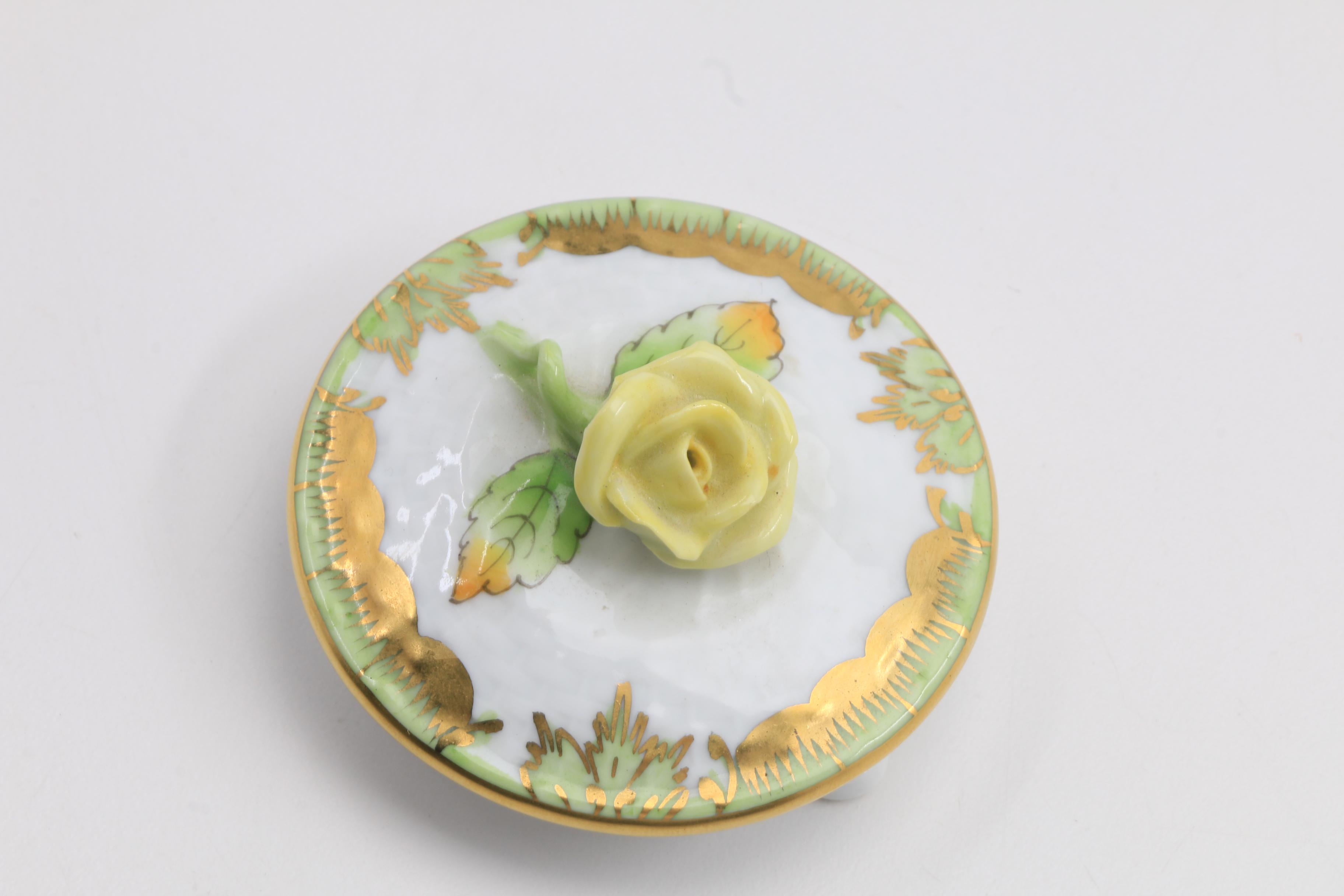 Herend "Queen Victoria" Teapot, Tea Cups and Creamer