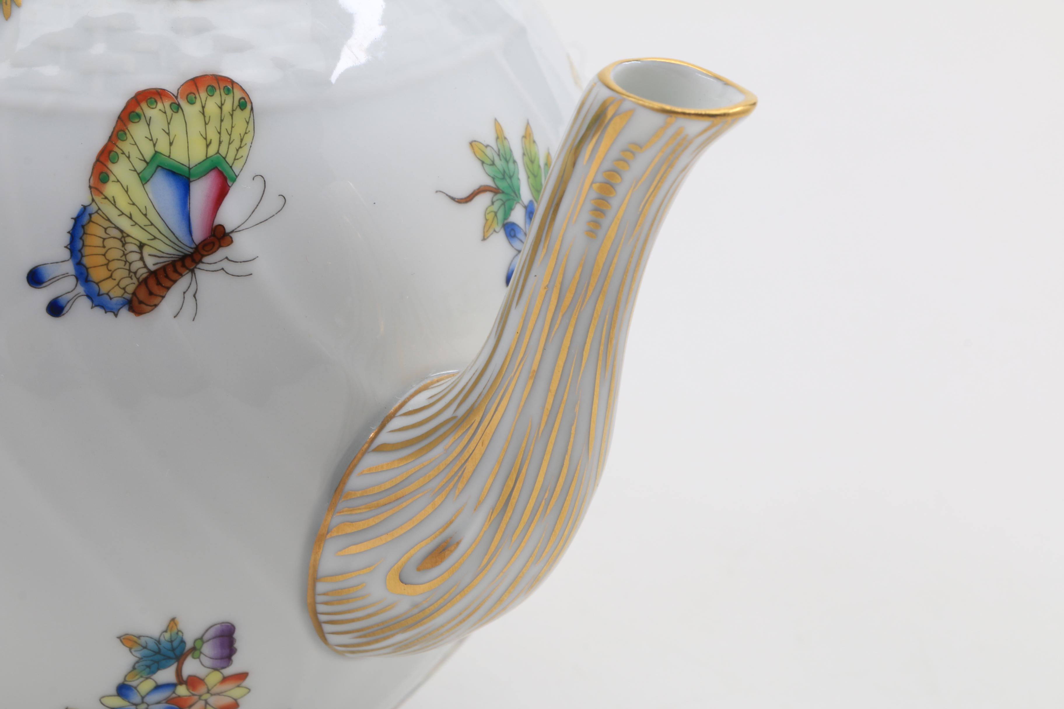 Herend "Queen Victoria" Teapot, Tea Cups and Creamer