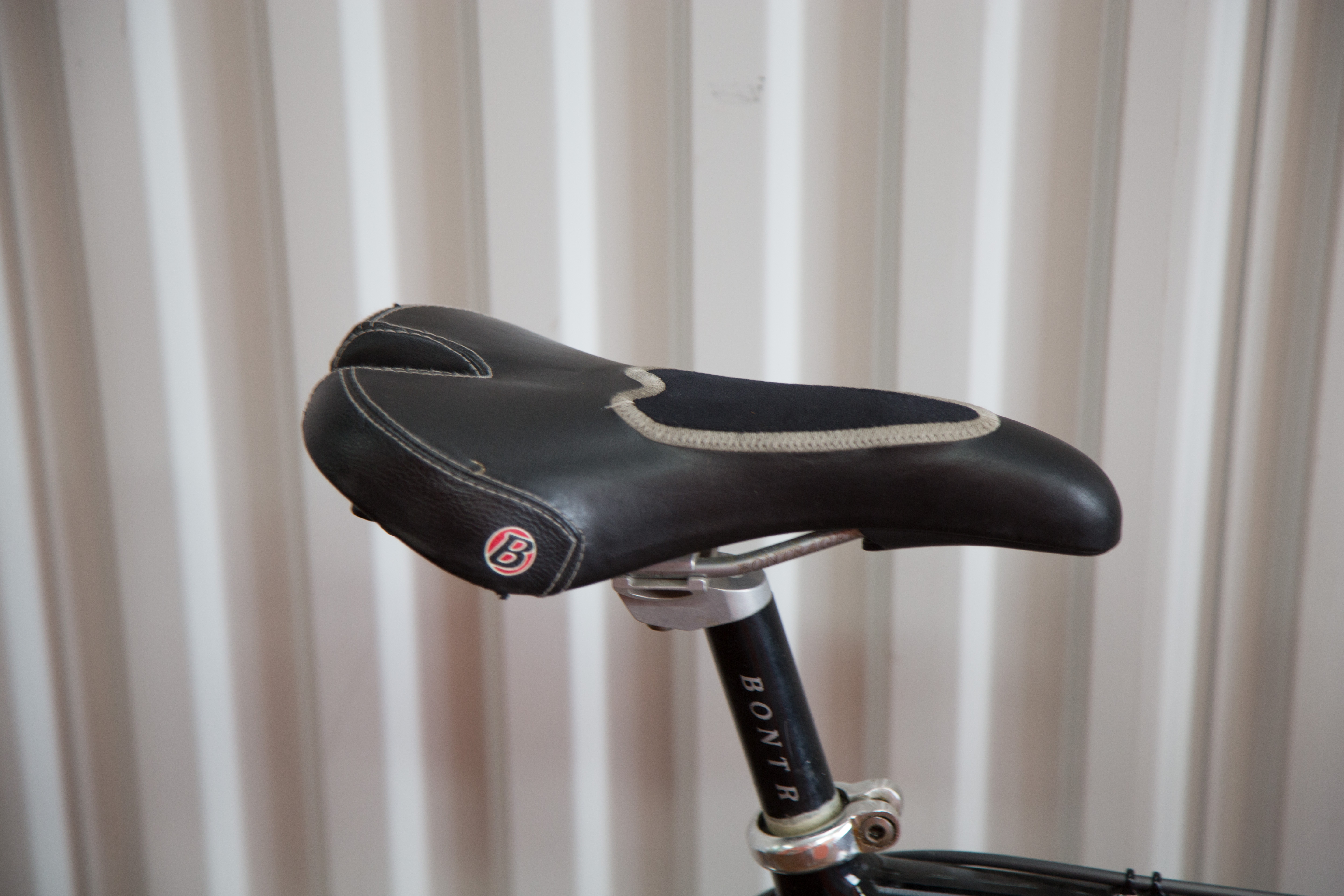 Trek 5500 OCLV Carbon Road Bike