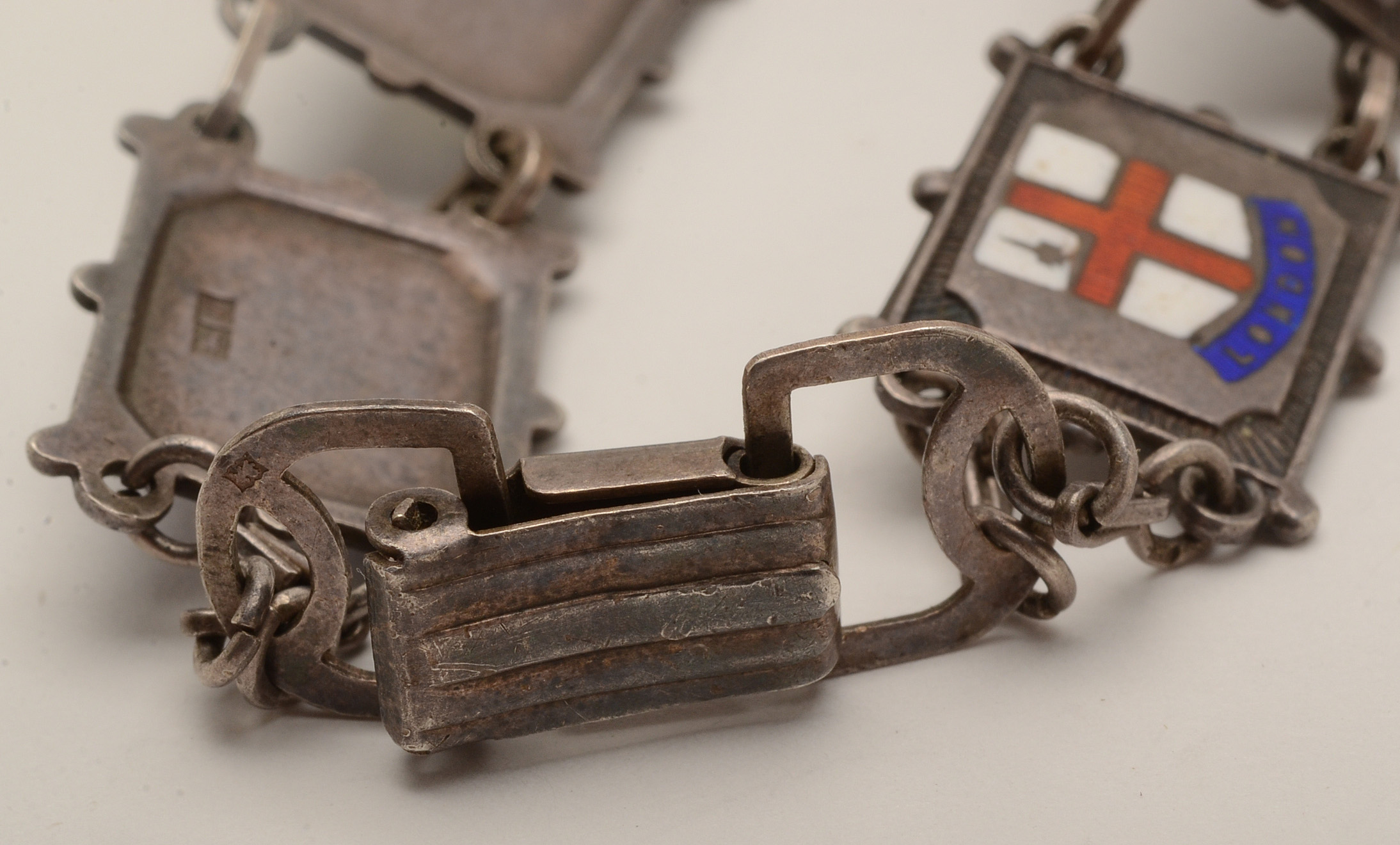 1954 Turner & Simpson Sterling Silver Bracelet United Kingdom Theme