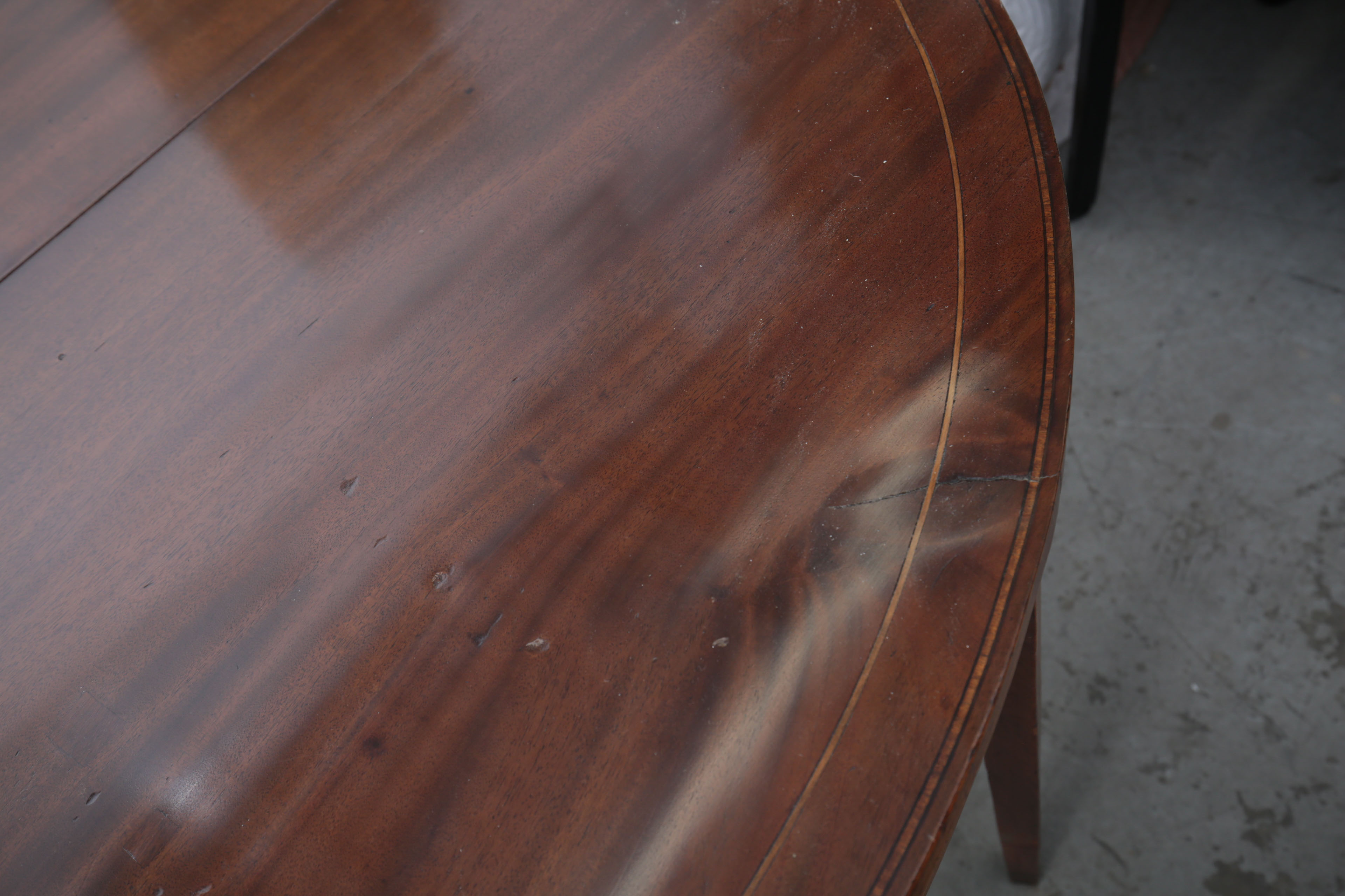 Antique Hepplewhite Three-Part Banquet Table