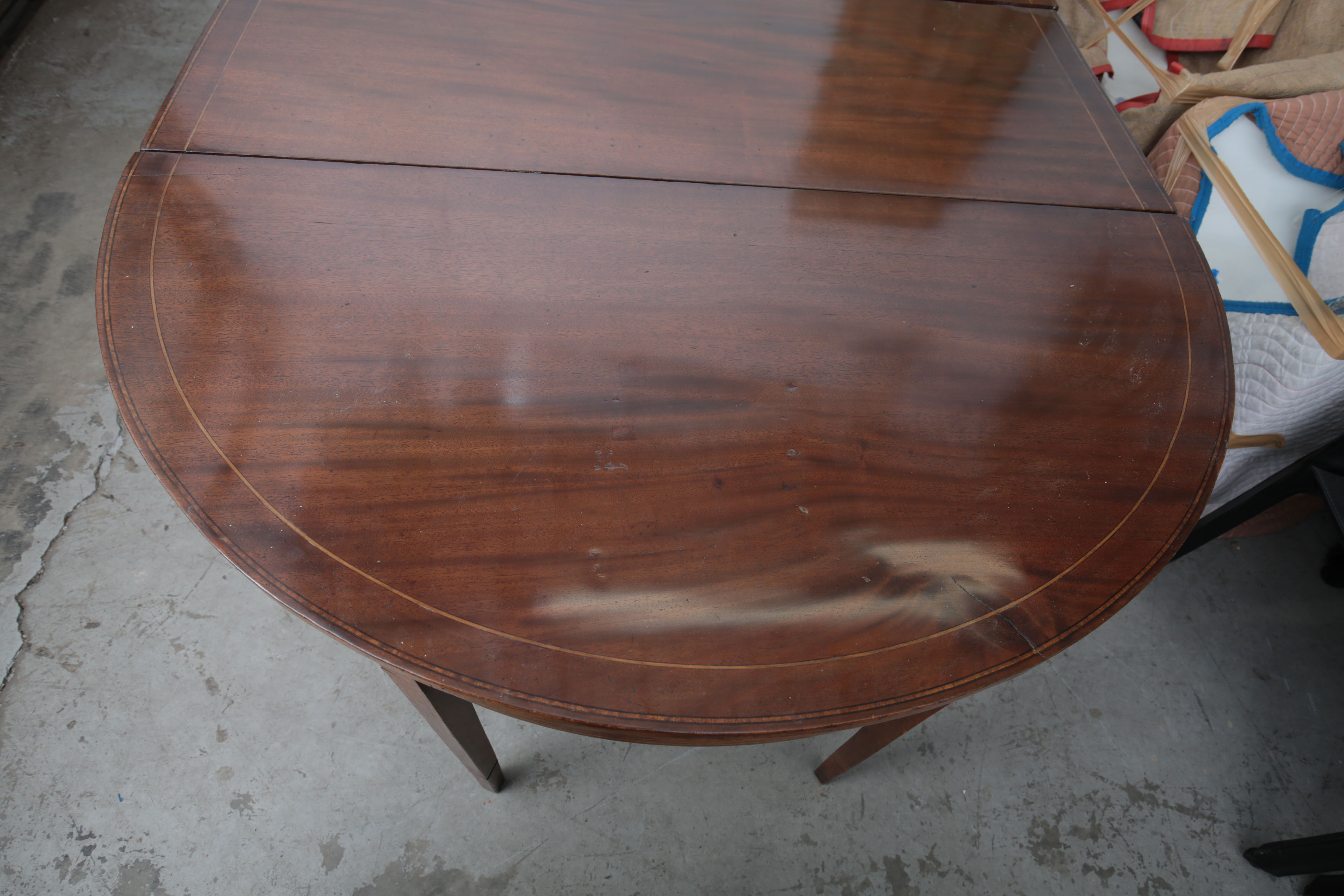 Antique Hepplewhite Three-Part Banquet Table
