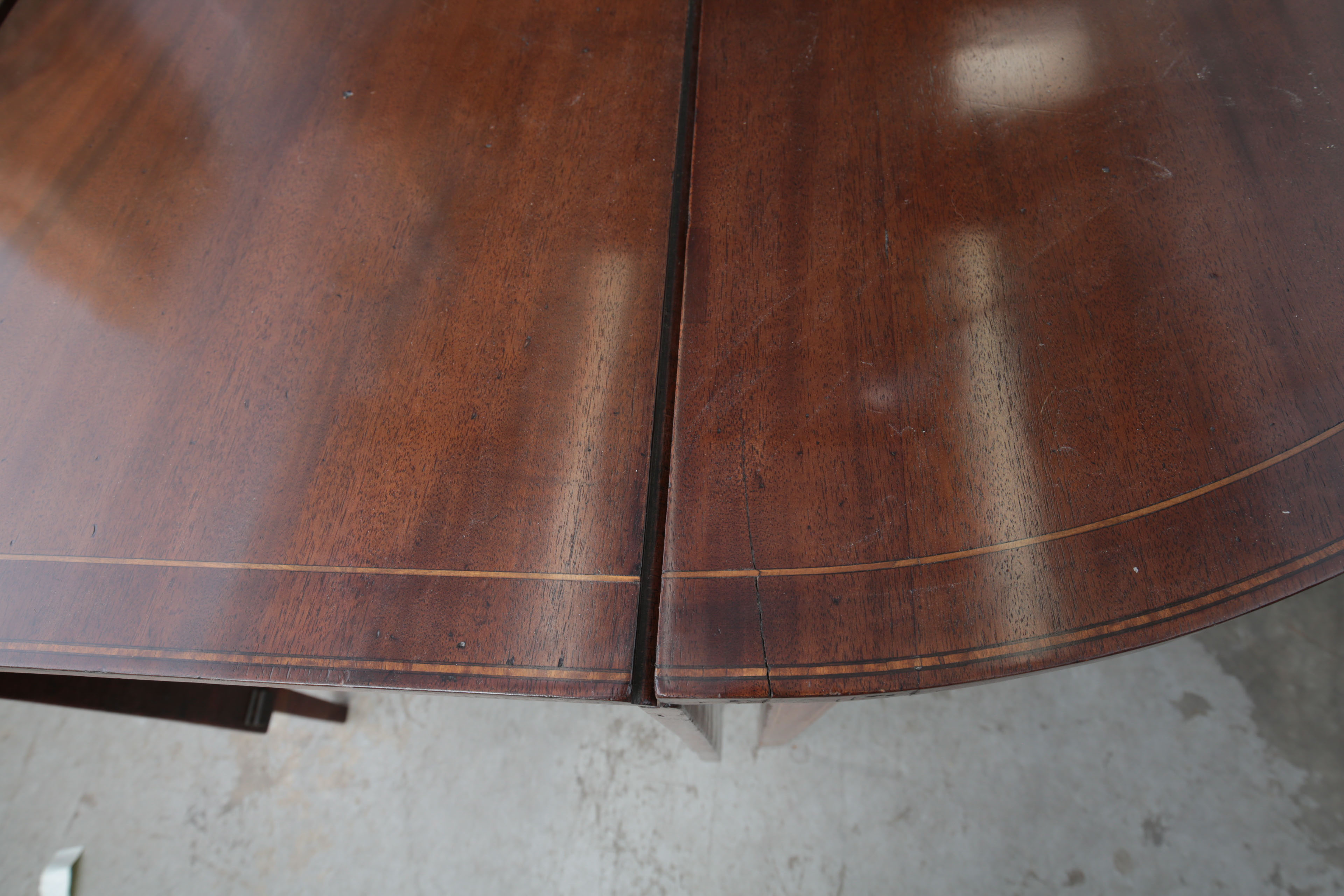 Antique Hepplewhite Three-Part Banquet Table