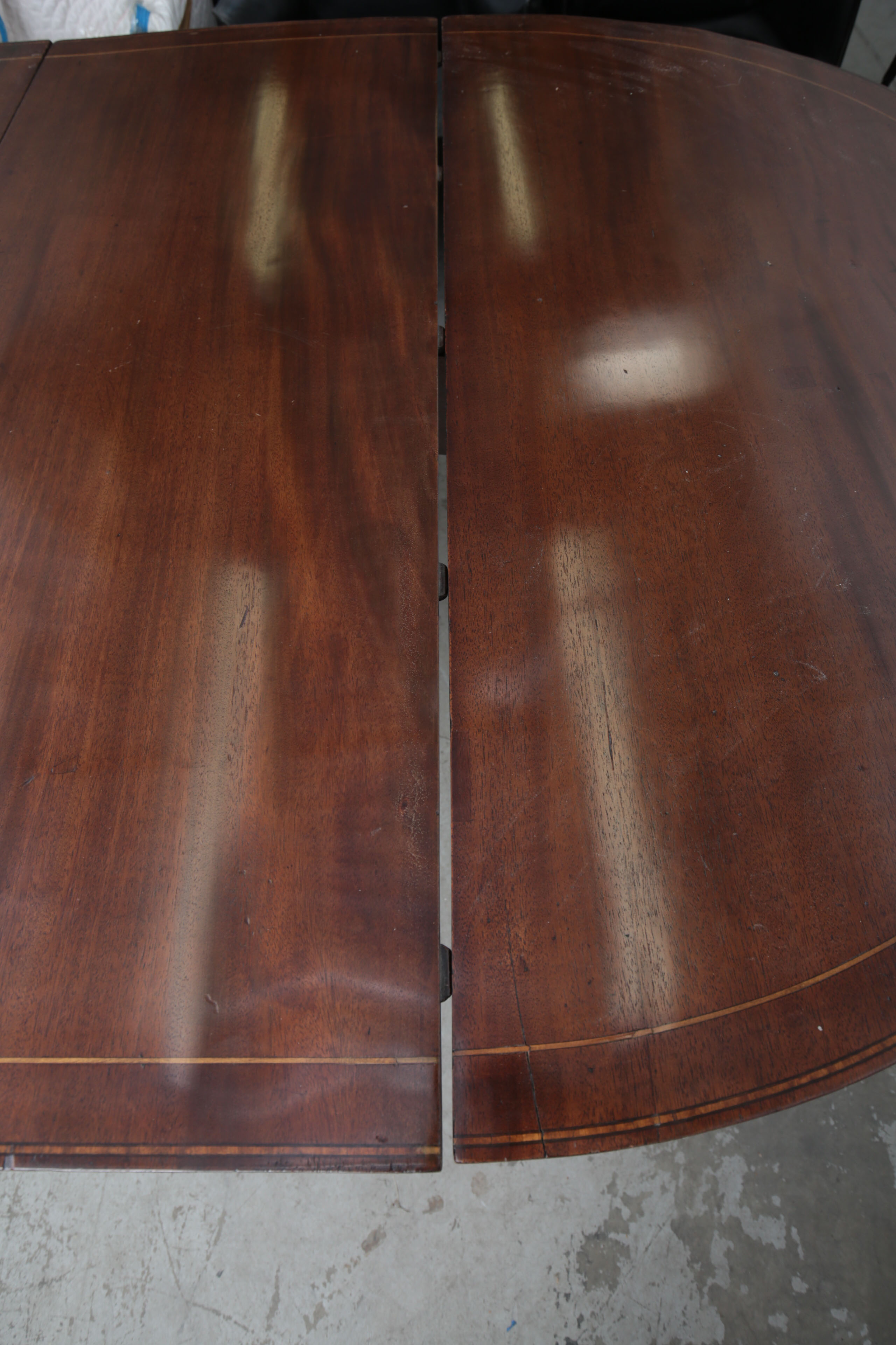 Antique Hepplewhite Three-Part Banquet Table