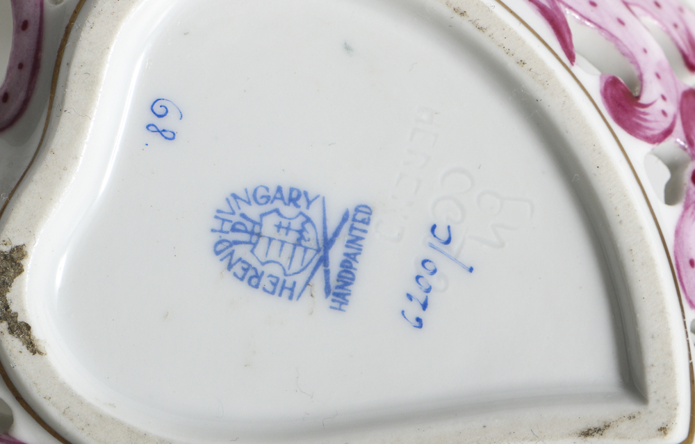 Pair of Herend Pierced "Queen Victoria" Covered Bon Bon Dishes